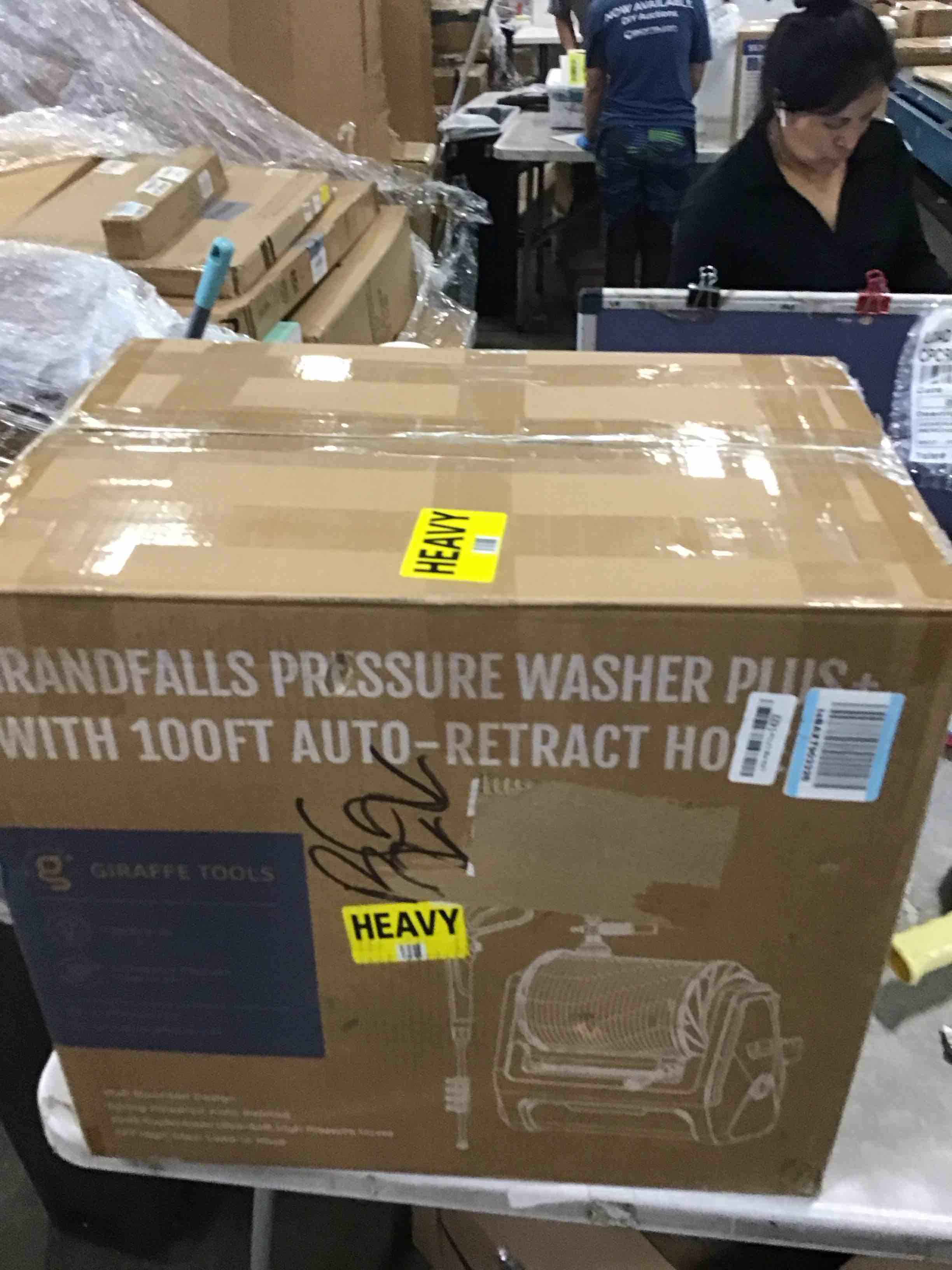 https://s3.amazonaws.com/lotting-images-prod/bidfta/RED6612176_1716220642260.jpeg