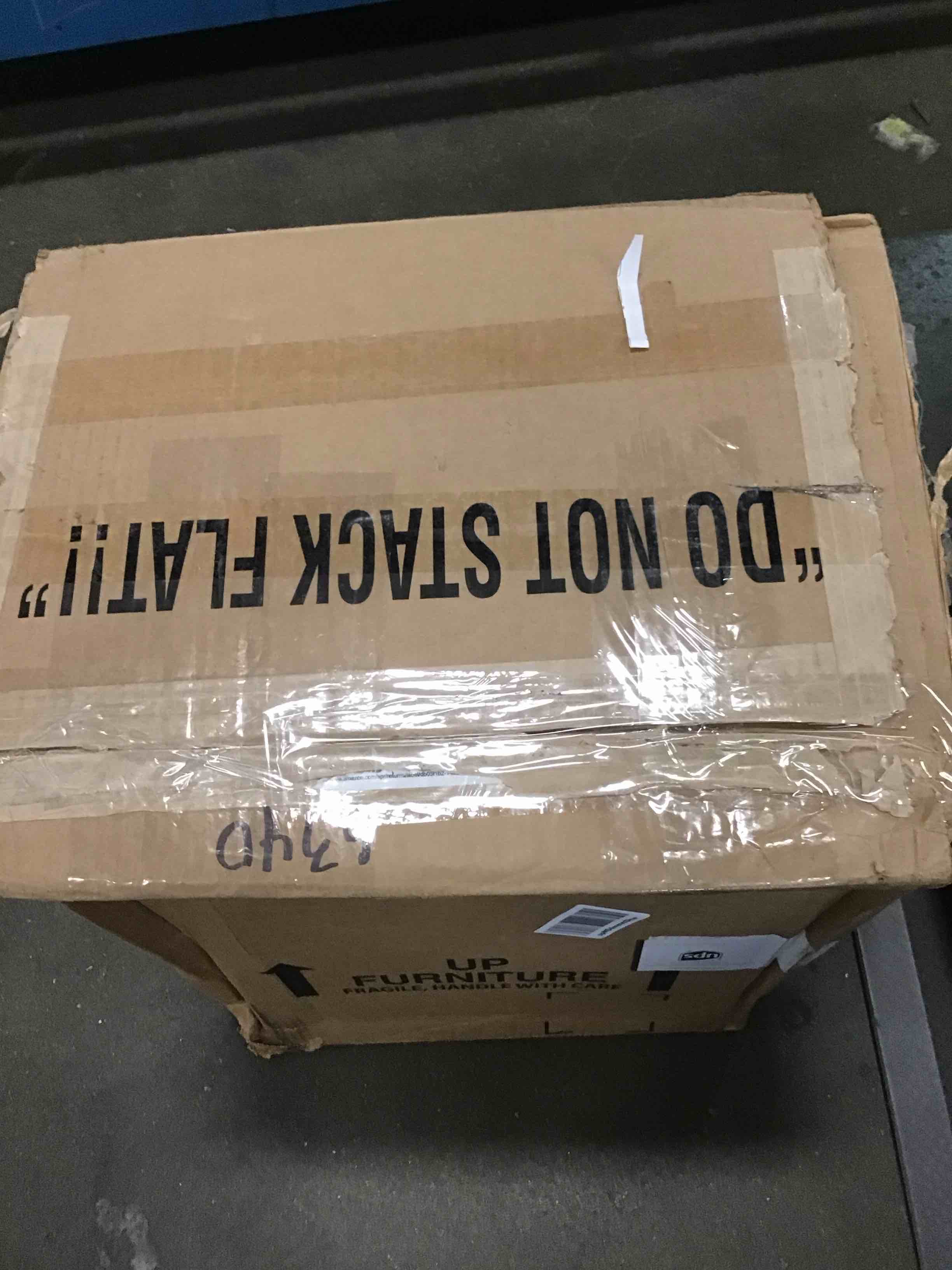 https://s3.amazonaws.com/lotting-images-prod/bidfta/RED6612348_1716296936404.jpeg