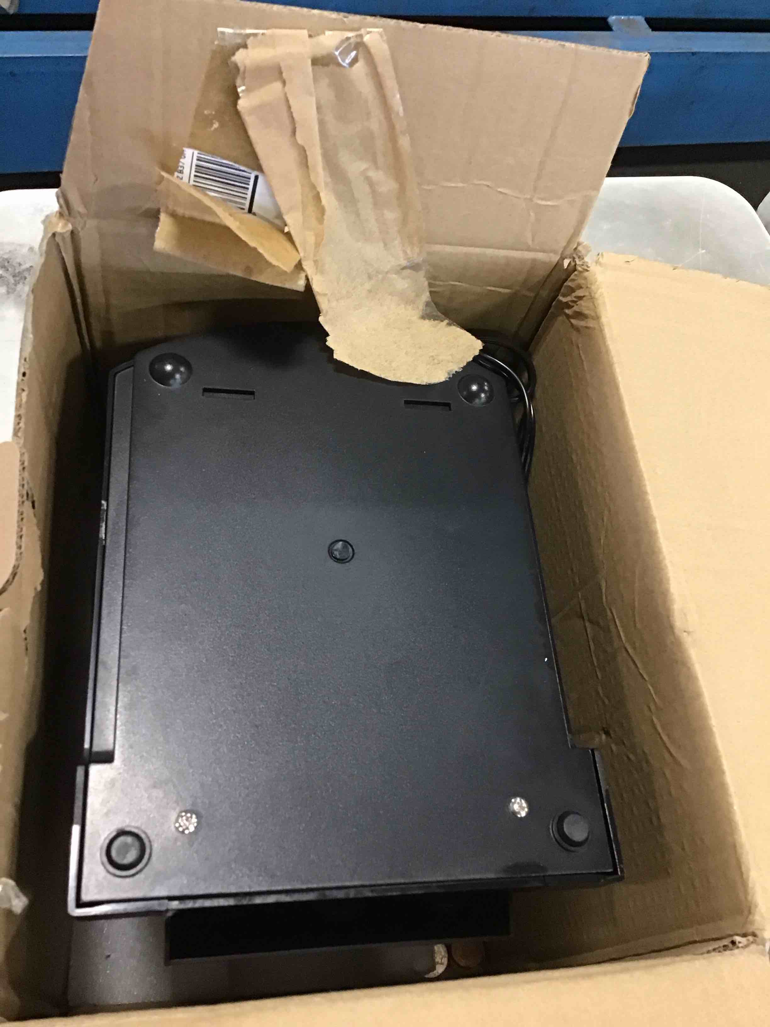 https://s3.amazonaws.com/lotting-images-prod/bidfta/RED6612372_1716299459067.jpeg