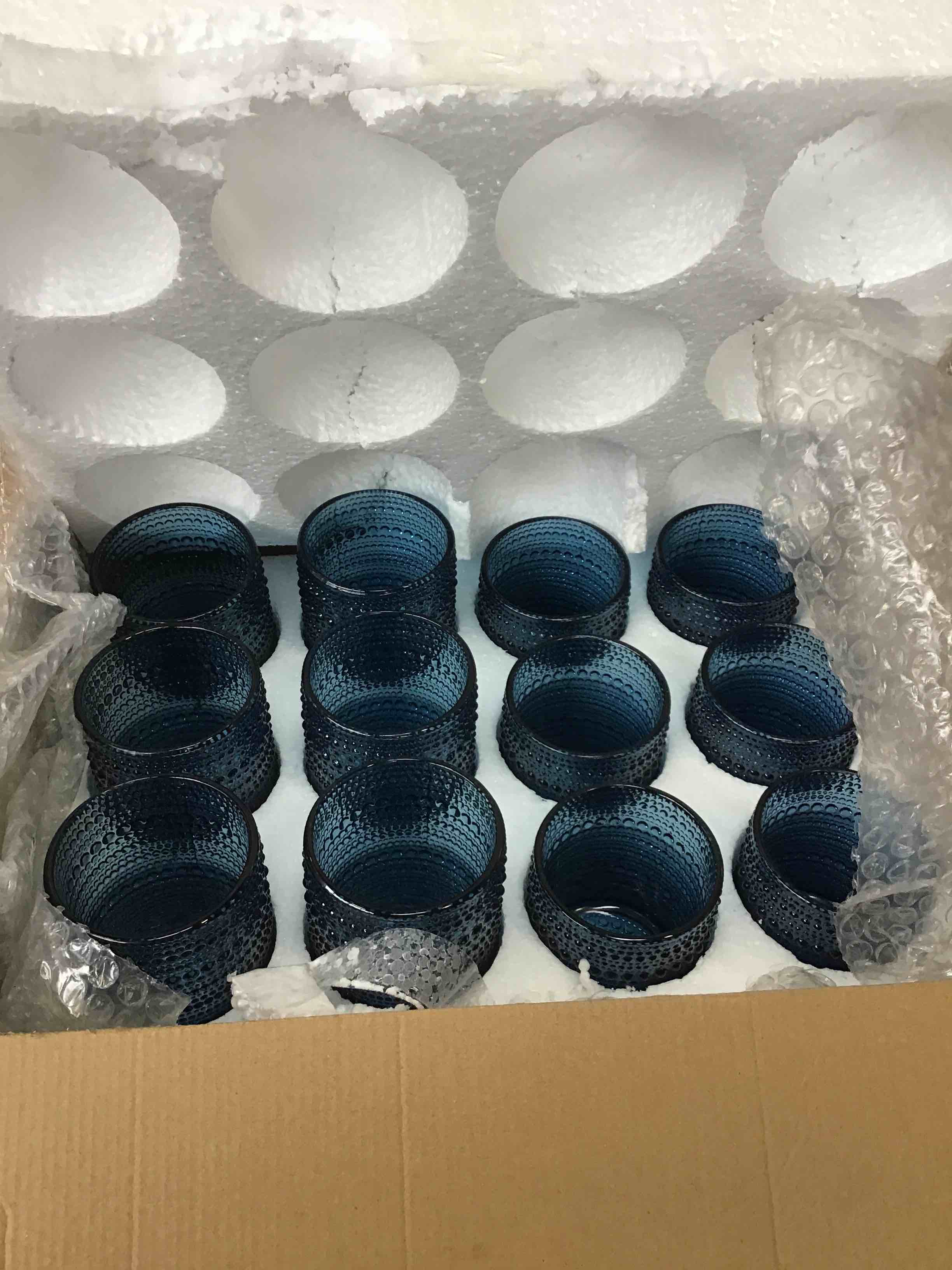 https://s3.amazonaws.com/lotting-images-prod/bidfta/RED6612575_1715096792996.jpeg
