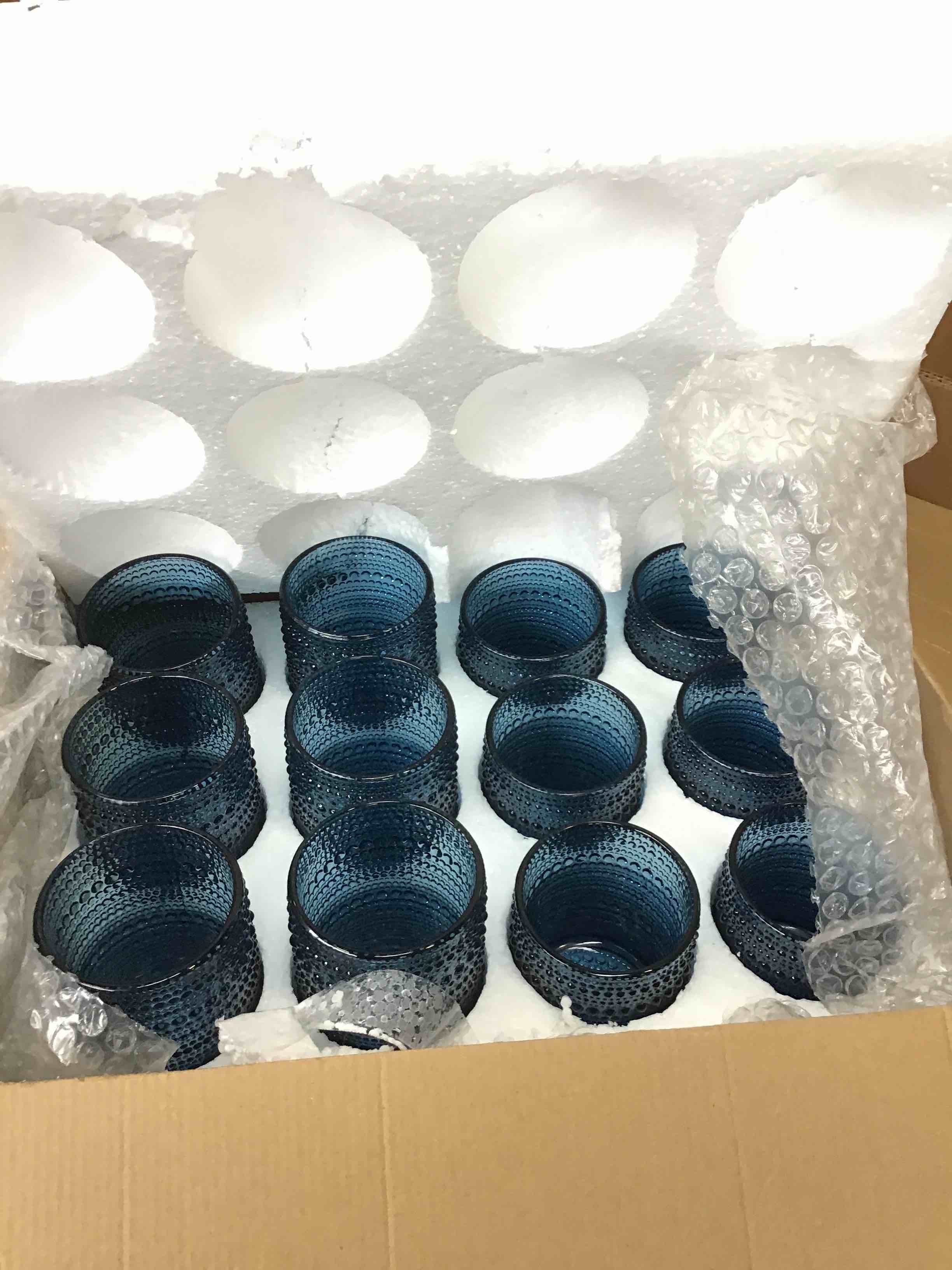 https://s3.amazonaws.com/lotting-images-prod/bidfta/RED6612575_1715096798494.jpeg