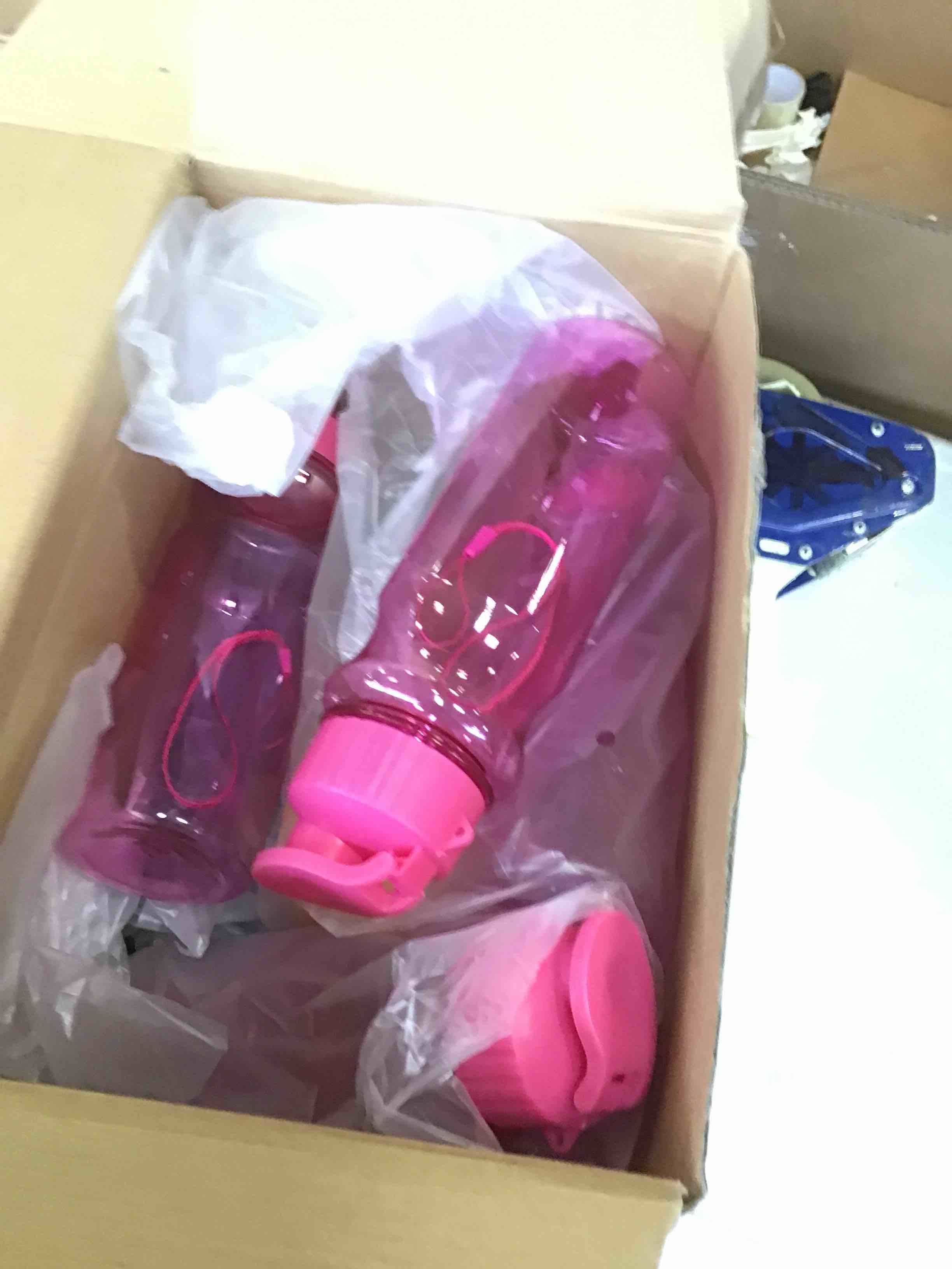 https://s3.amazonaws.com/lotting-images-prod/bidfta/RED6612710_1715172335597.jpeg