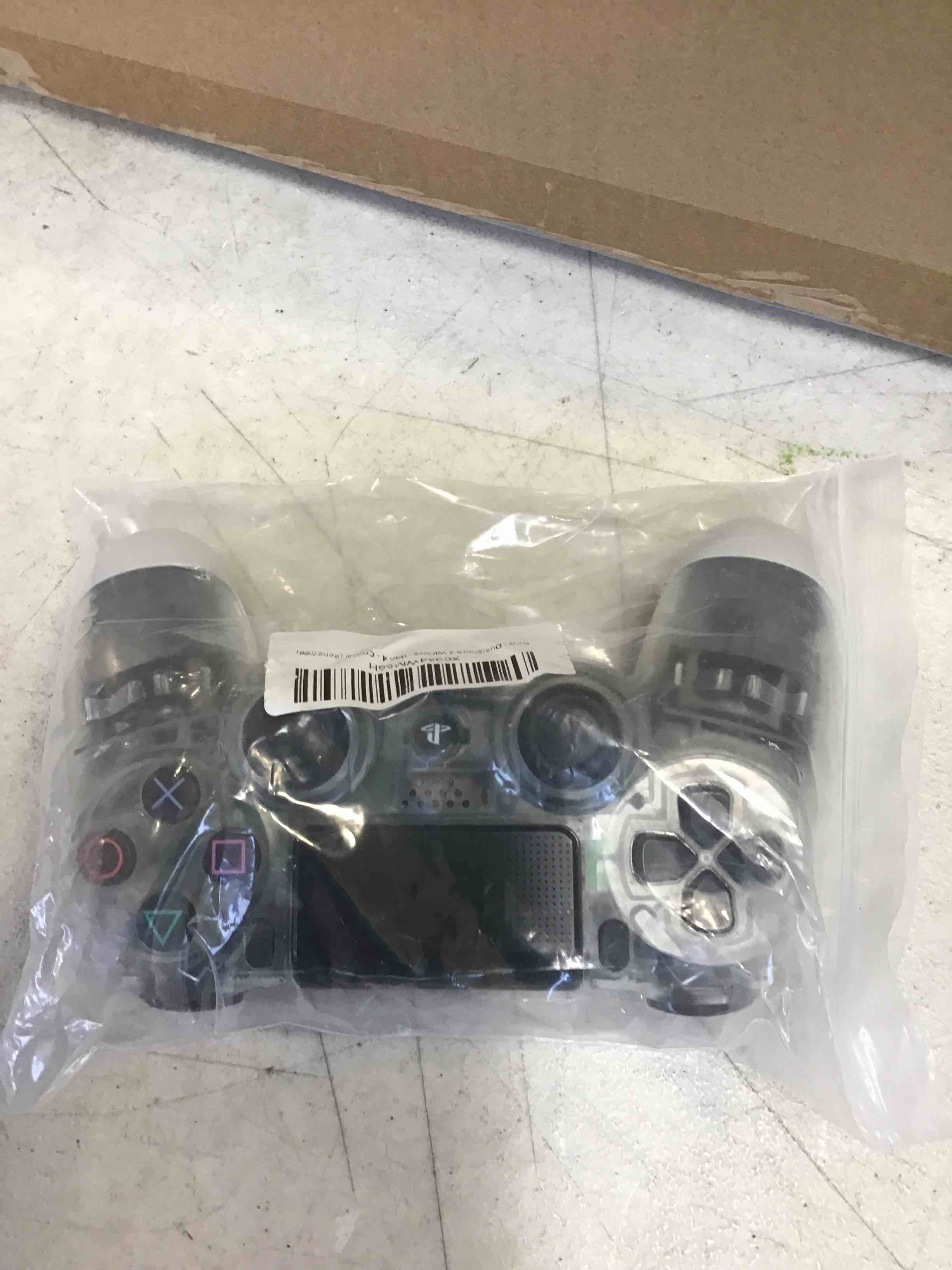 https://s3.amazonaws.com/lotting-images-prod/bidfta/RED6612760_1715180282376.jpeg