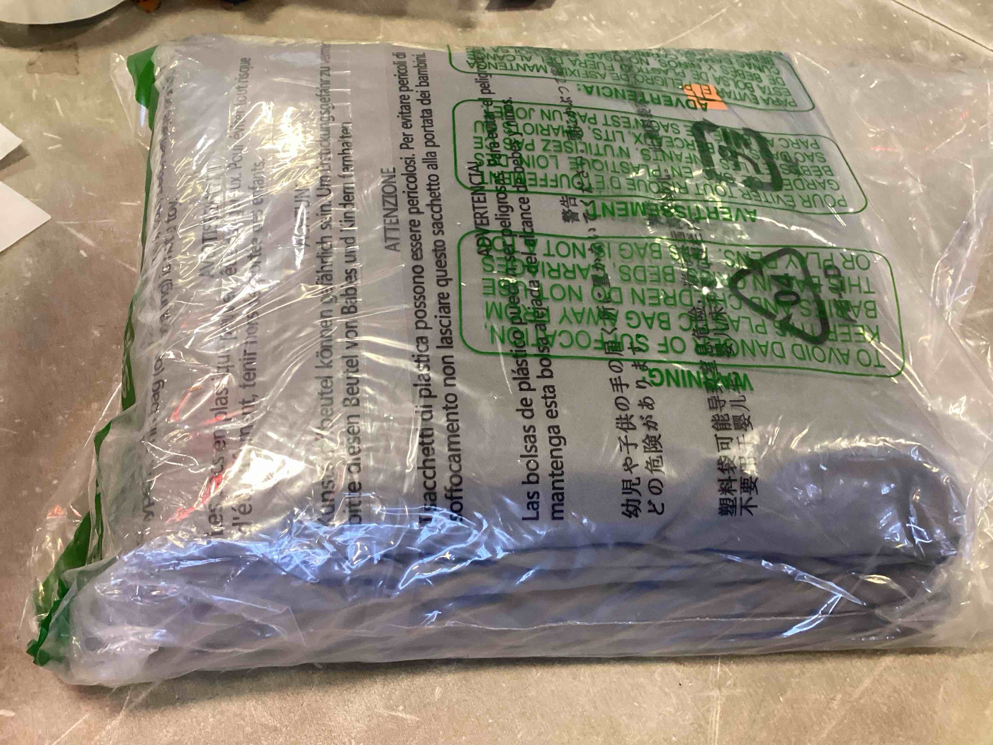 https://s3.amazonaws.com/lotting-images-prod/bidfta/RED6613461_1717766895724.jpeg