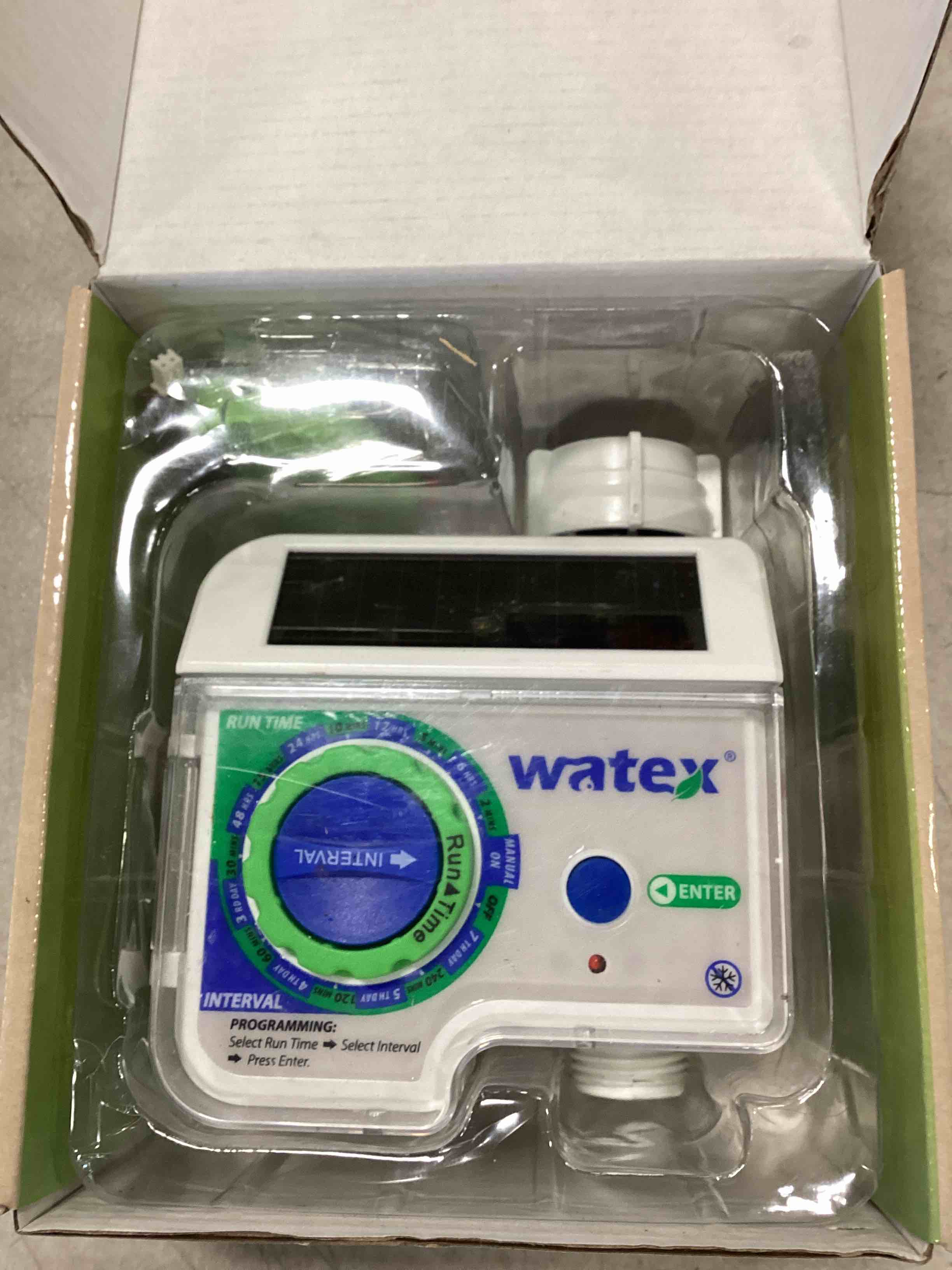 https://s3.amazonaws.com/lotting-images-prod/bidfta/RED6614225_1715712546932.jpeg