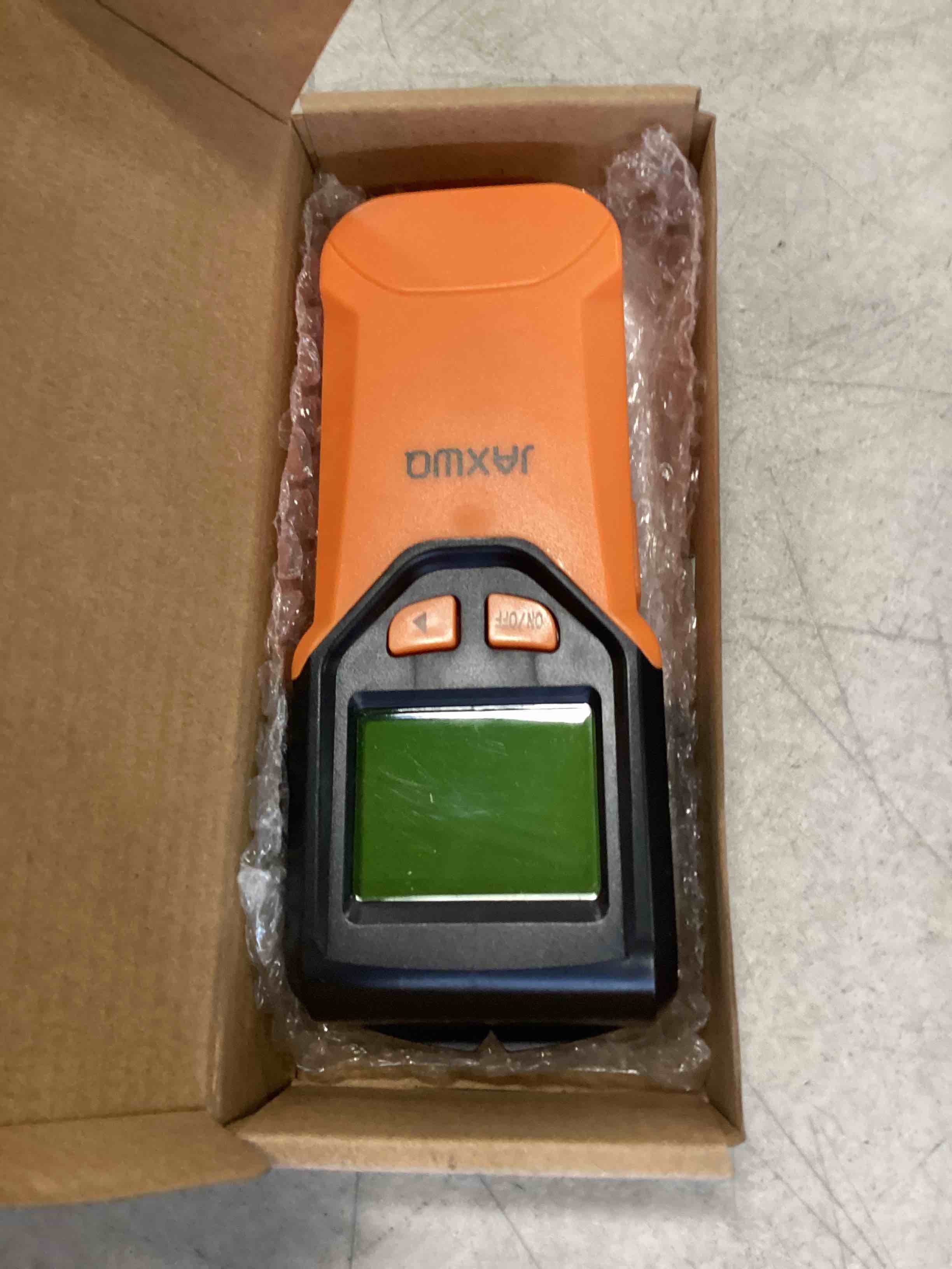 https://s3.amazonaws.com/lotting-images-prod/bidfta/RED6614631_1715799459137.jpeg