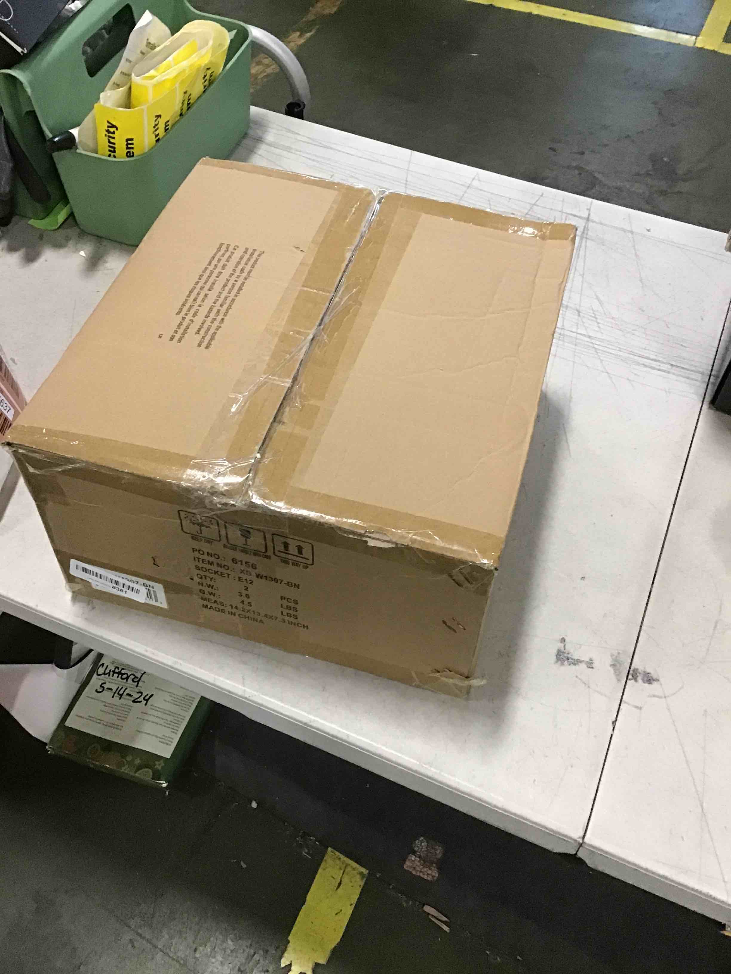 https://s3.amazonaws.com/lotting-images-prod/bidfta/RED6615637_1715704692767.jpeg