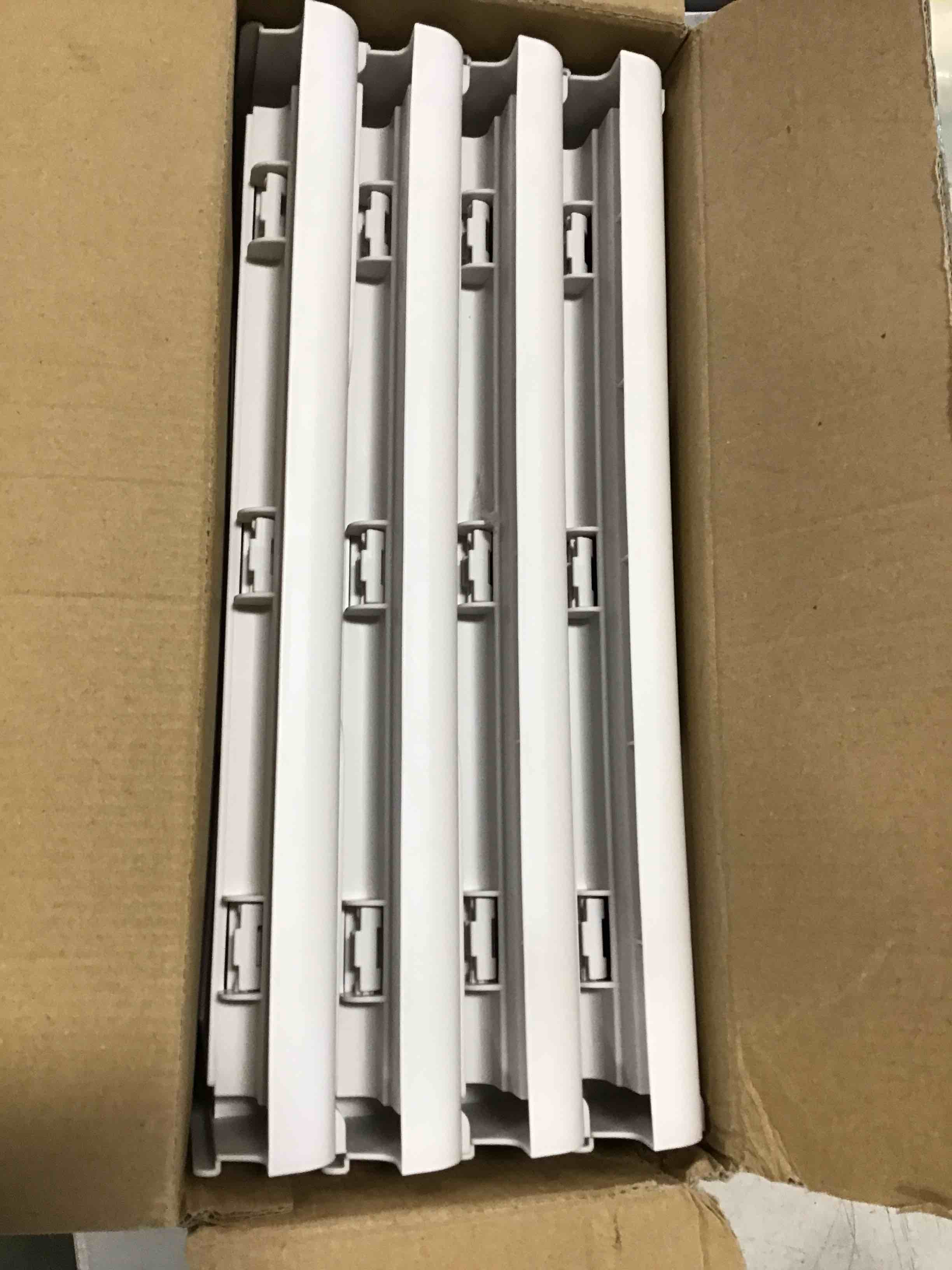 https://s3.amazonaws.com/lotting-images-prod/bidfta/RED6616287_1715950600456.jpeg