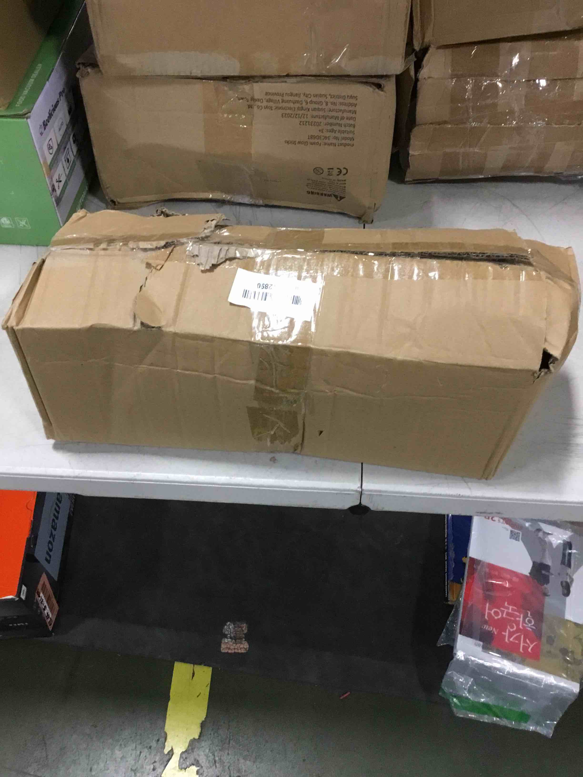 https://s3.amazonaws.com/lotting-images-prod/bidfta/RED6616612_1716031309239.jpeg