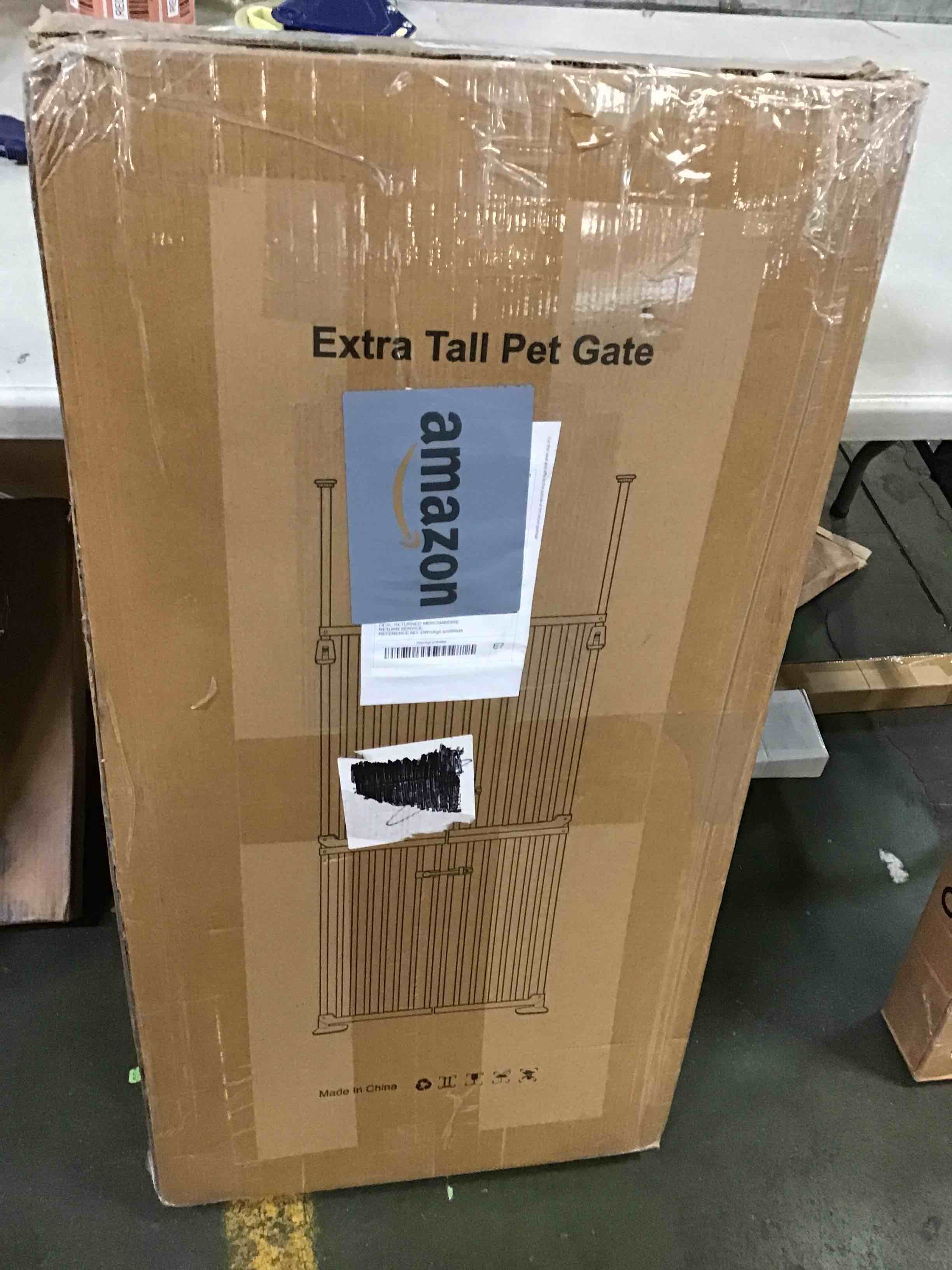 https://s3.amazonaws.com/lotting-images-prod/bidfta/RED6617433_1716220146739.jpeg