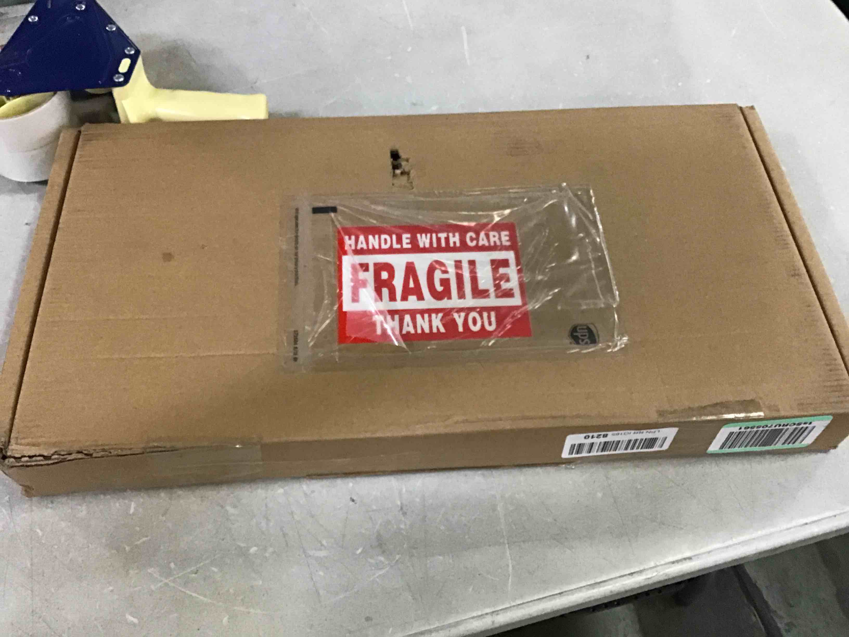 https://s3.amazonaws.com/lotting-images-prod/bidfta/RED6617483_1716229083057.jpeg