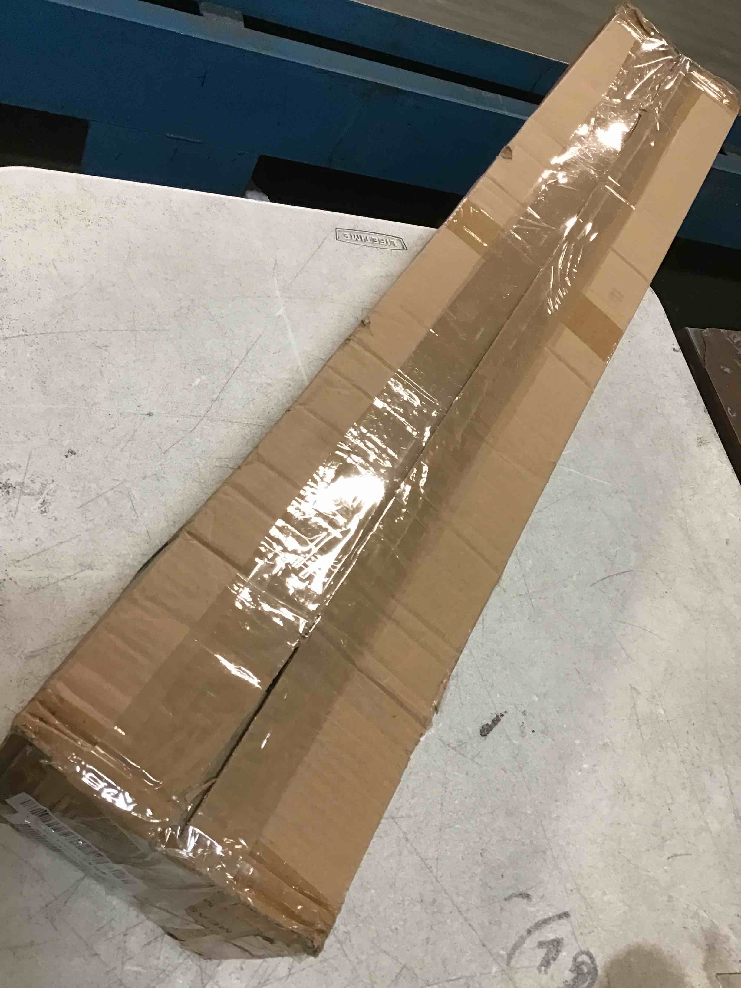 https://s3.amazonaws.com/lotting-images-prod/bidfta/RED6617847_1716405621905.jpeg