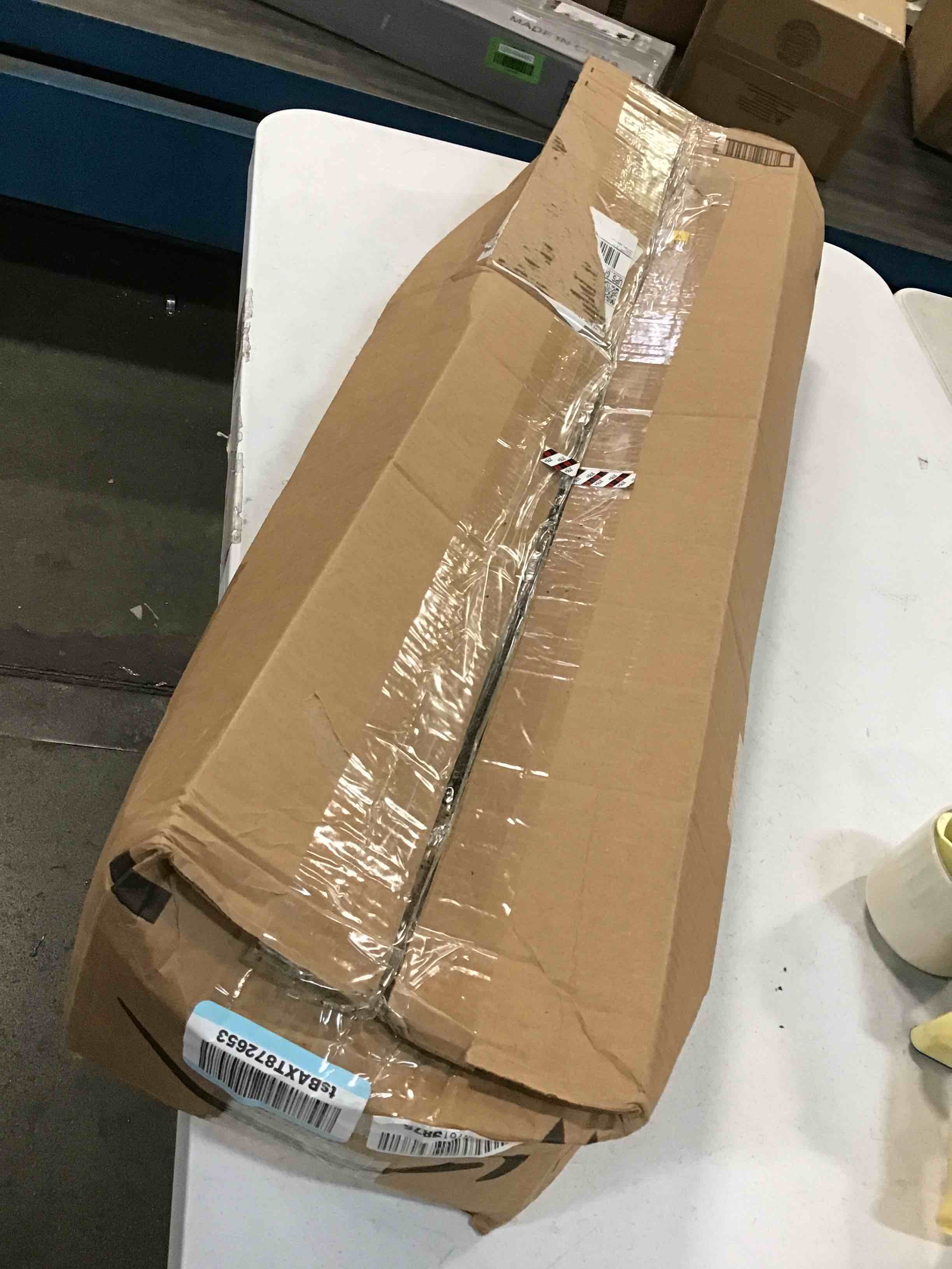 https://s3.amazonaws.com/lotting-images-prod/bidfta/RED6618032_1716553237977.jpeg