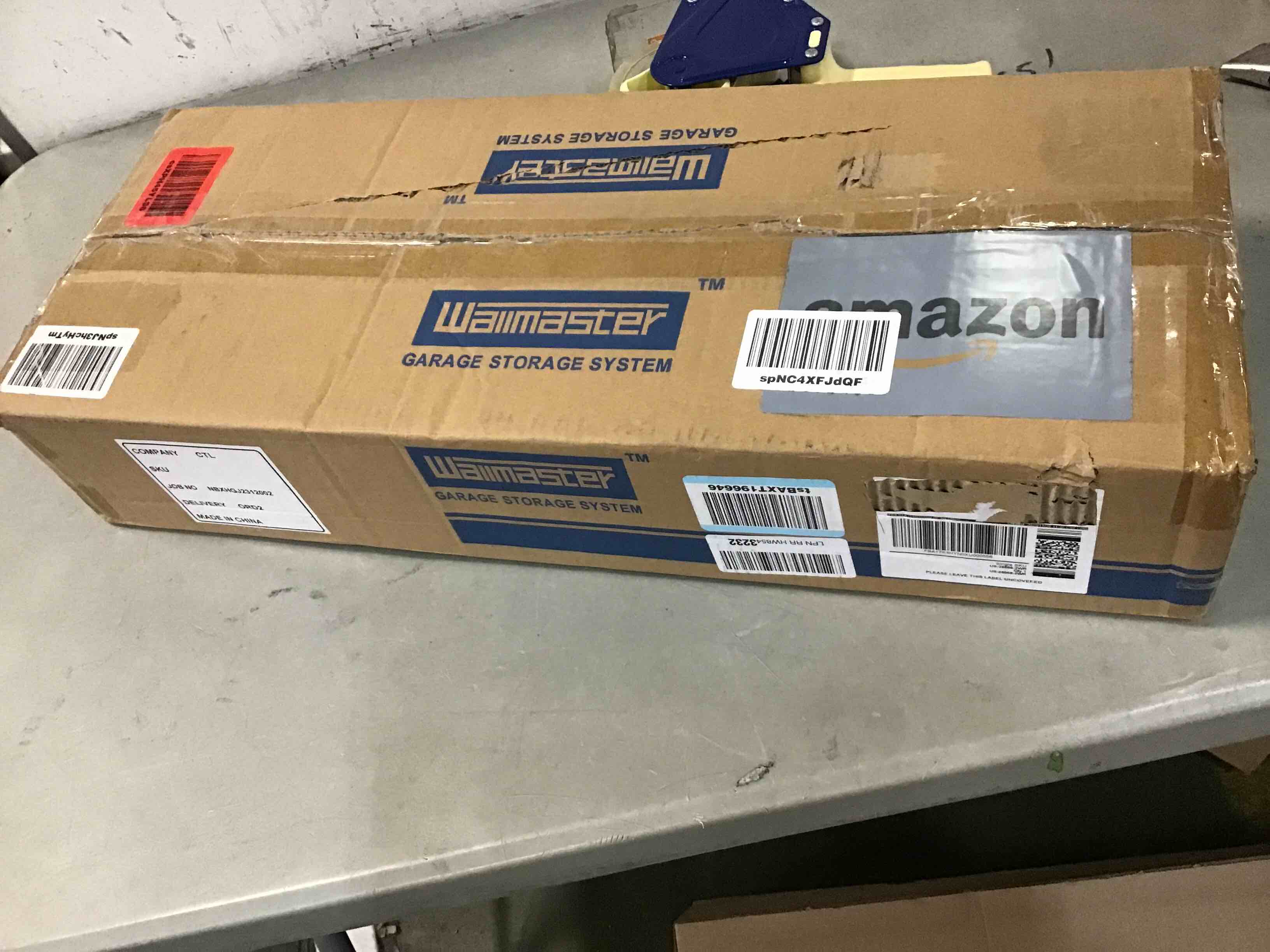 https://s3.amazonaws.com/lotting-images-prod/bidfta/RED6618335_1716899244411.jpeg