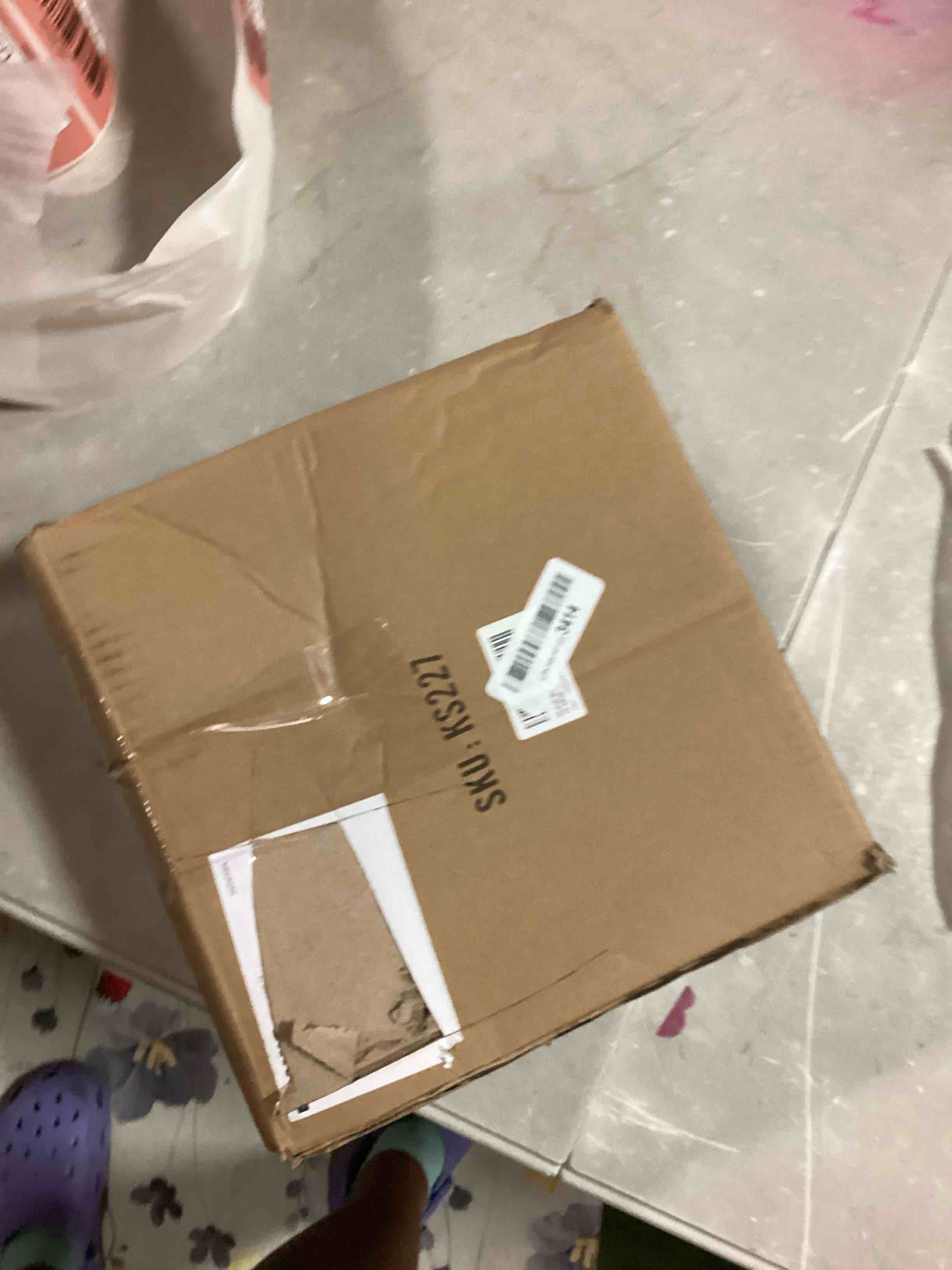 https://s3.amazonaws.com/lotting-images-prod/bidfta/RED6618621_1715799291105.jpeg