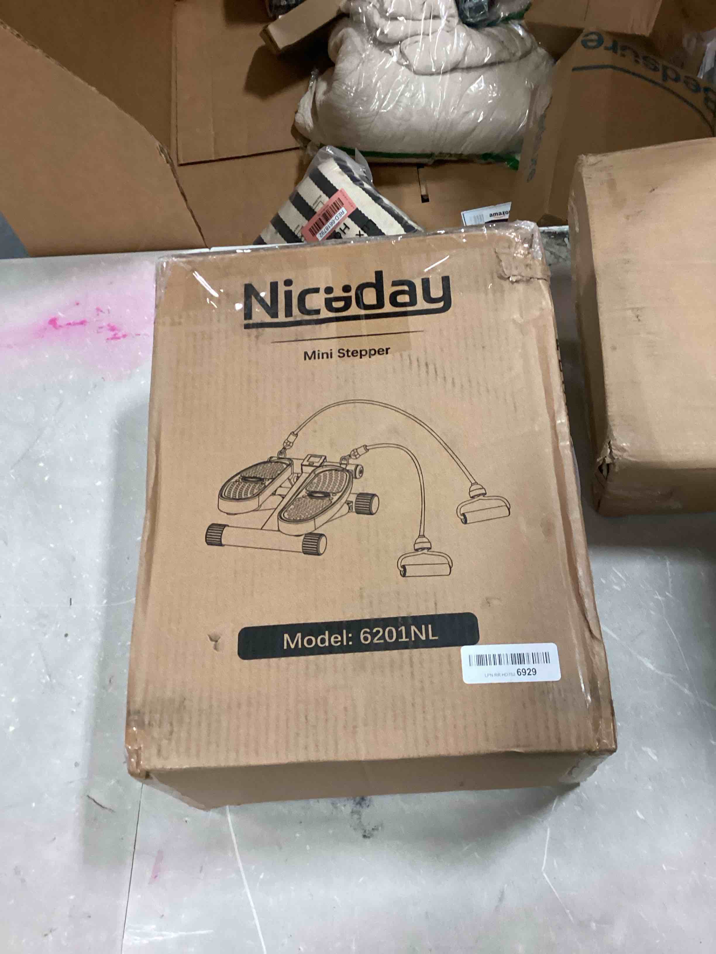 https://s3.amazonaws.com/lotting-images-prod/bidfta/RED6618793_1715869274789.jpeg
