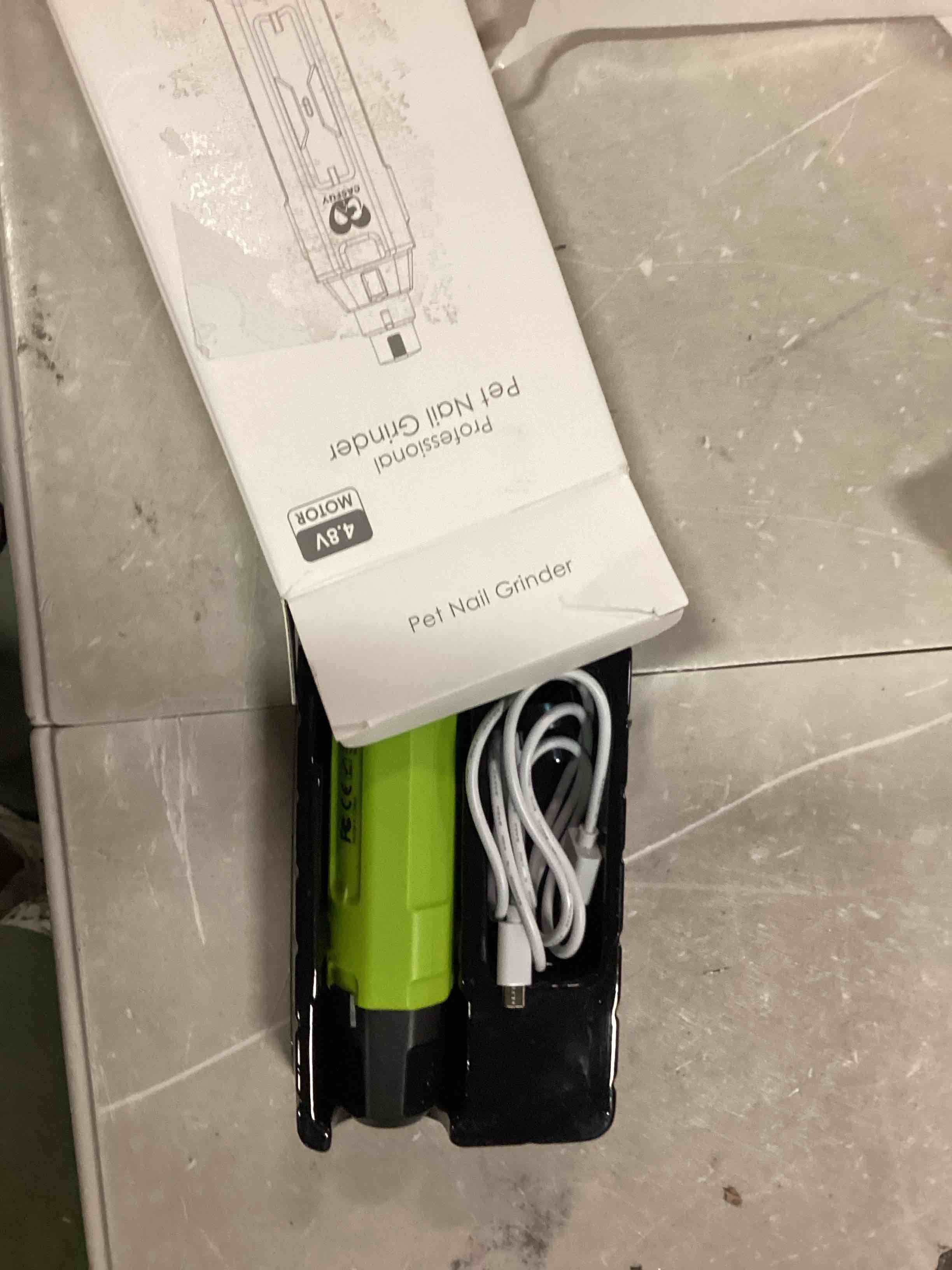 https://s3.amazonaws.com/lotting-images-prod/bidfta/RED6618800_1715869727309.jpeg