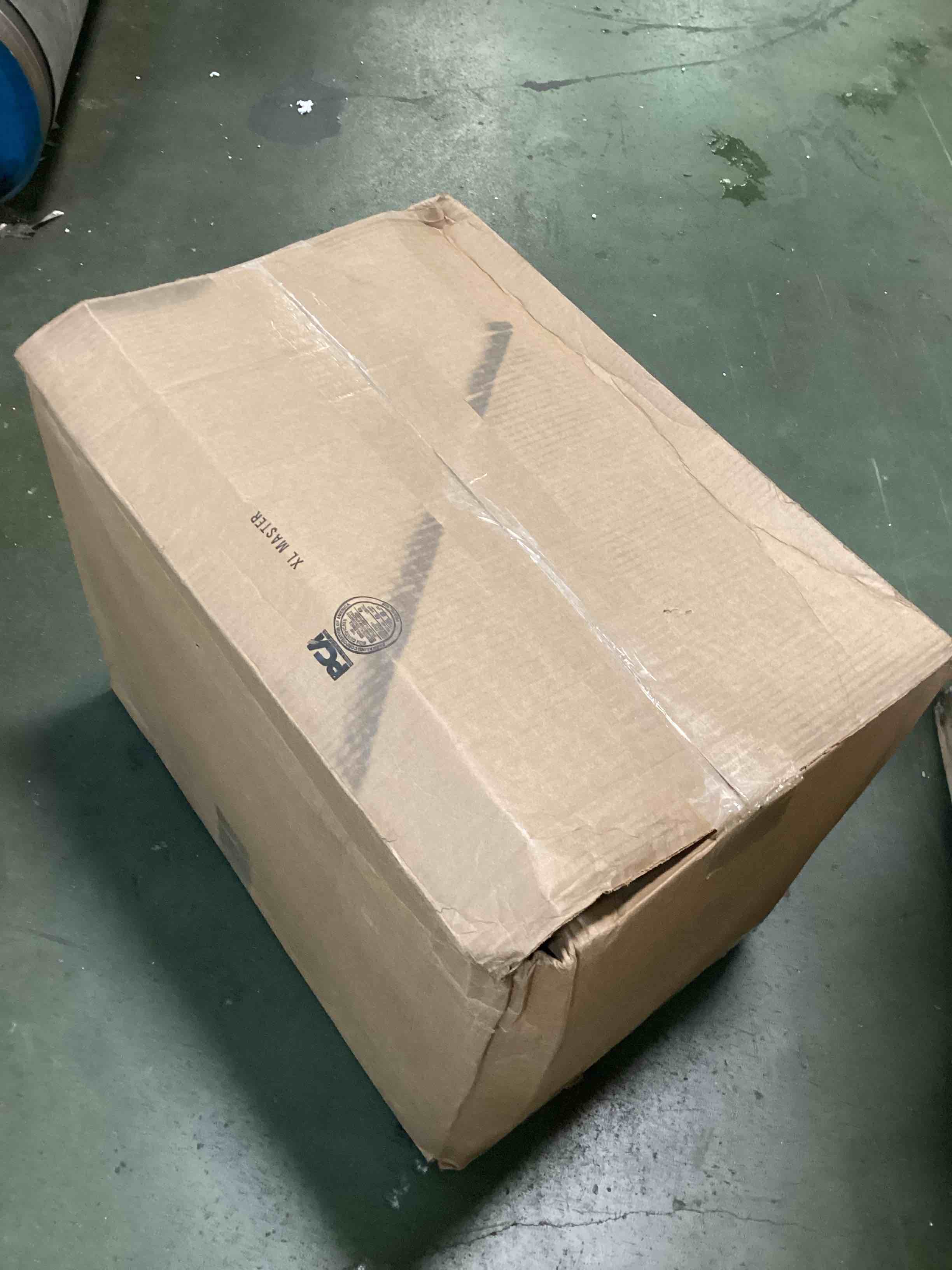 https://s3.amazonaws.com/lotting-images-prod/bidfta/RED6619416_1716045400194.jpeg