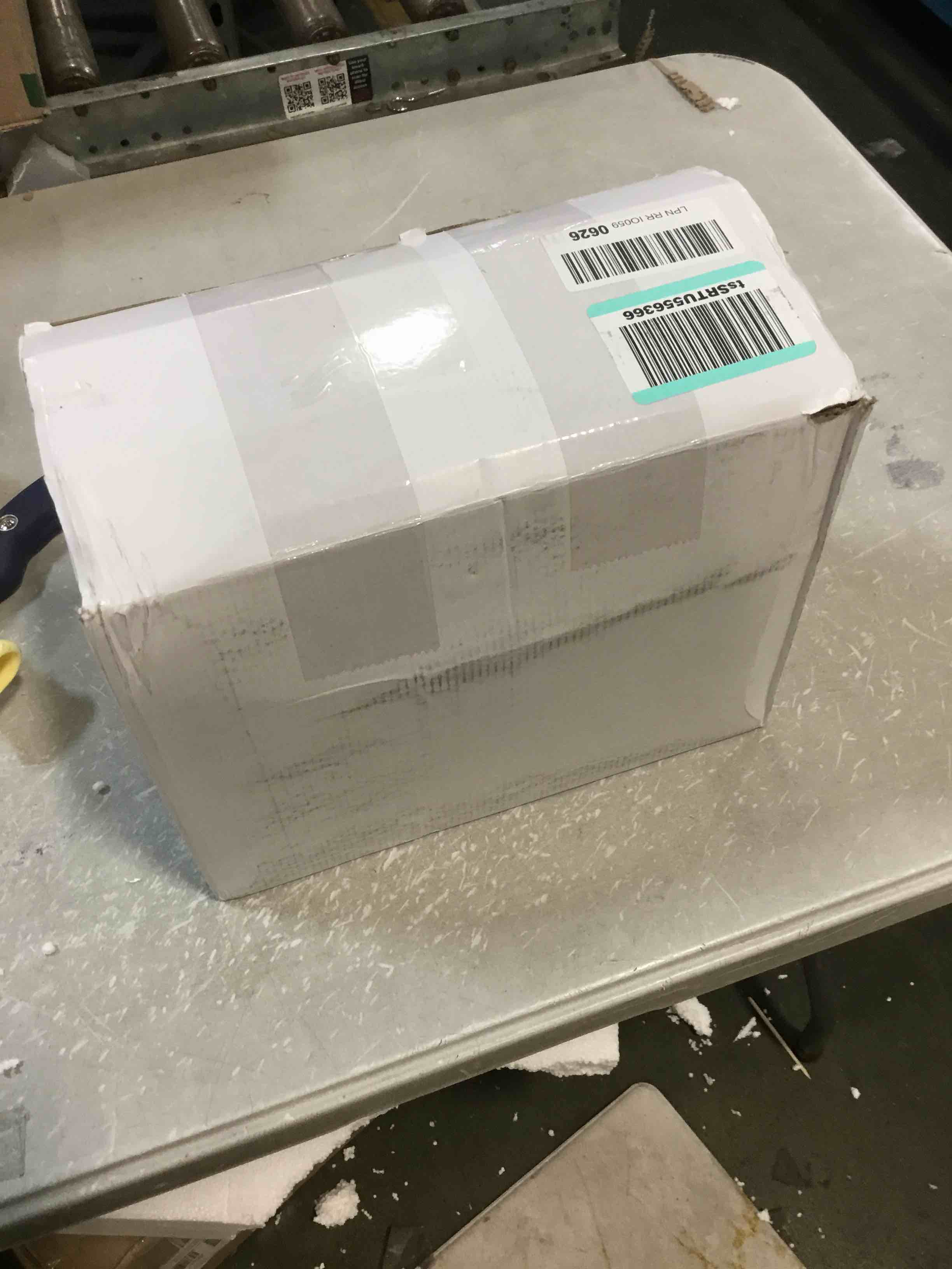 https://s3.amazonaws.com/lotting-images-prod/bidfta/RED6619453_1716054375748.jpeg