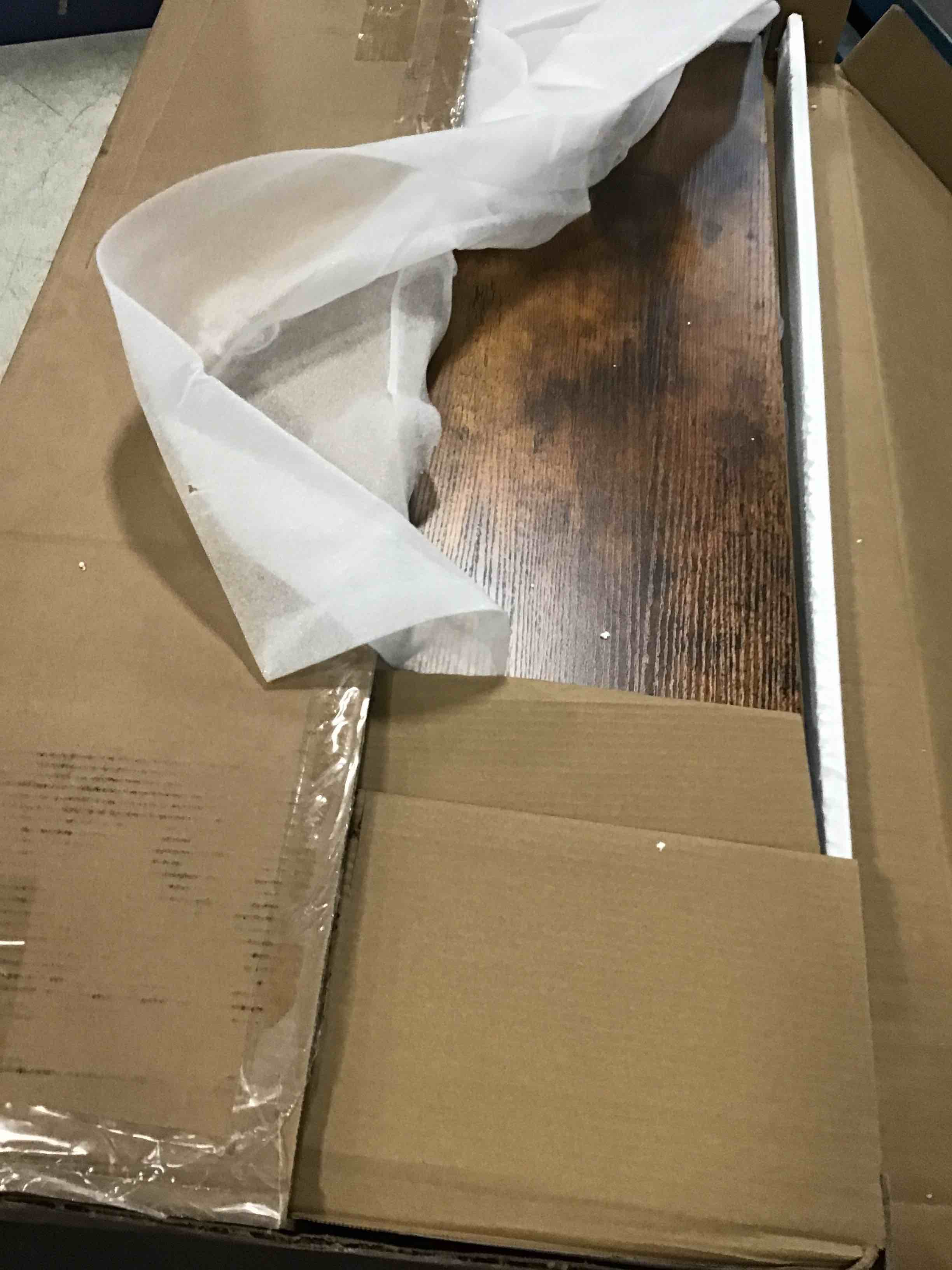 https://s3.amazonaws.com/lotting-images-prod/bidfta/RED6619903_1716471723481.jpeg