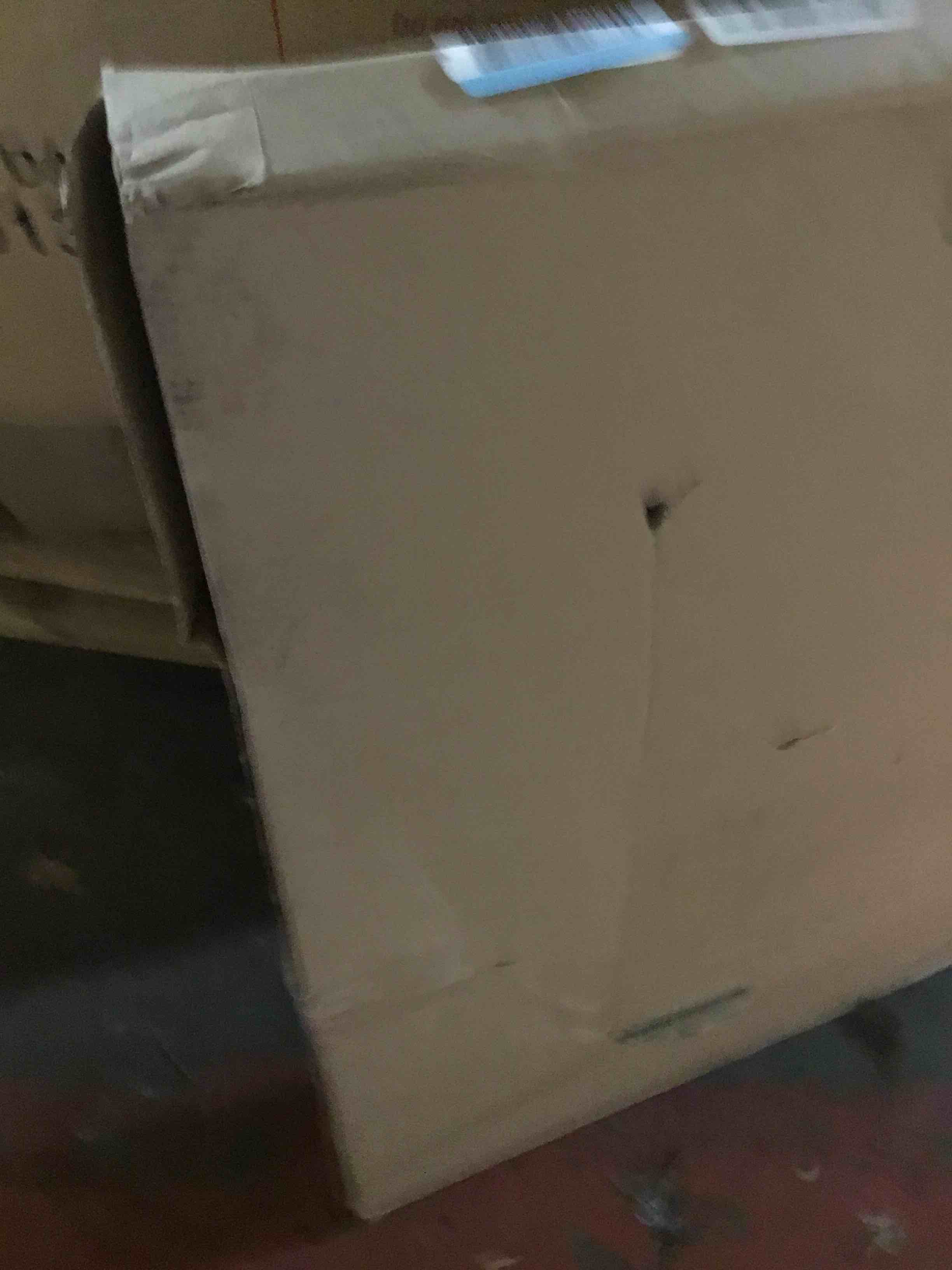 https://s3.amazonaws.com/lotting-images-prod/bidfta/RED6625753_1722290176644.jpeg