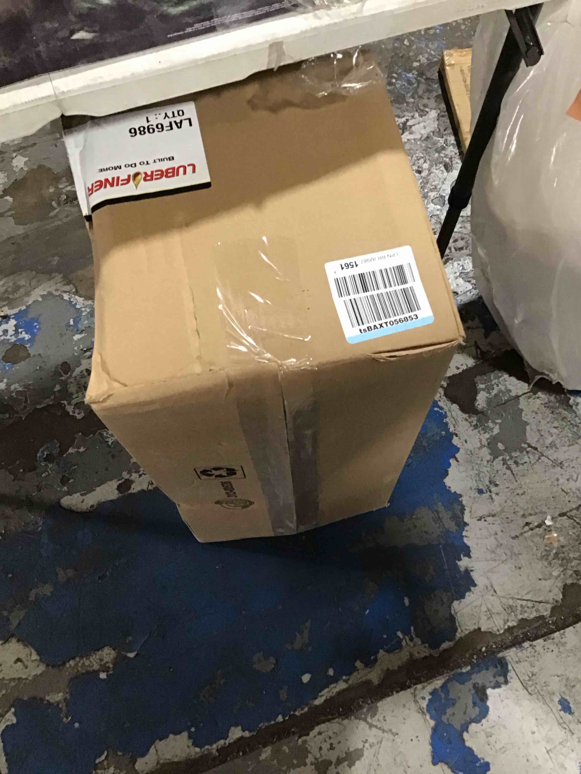 https://s3.amazonaws.com/lotting-images-prod/bidfta/RED6629076_1723668265062.jpeg