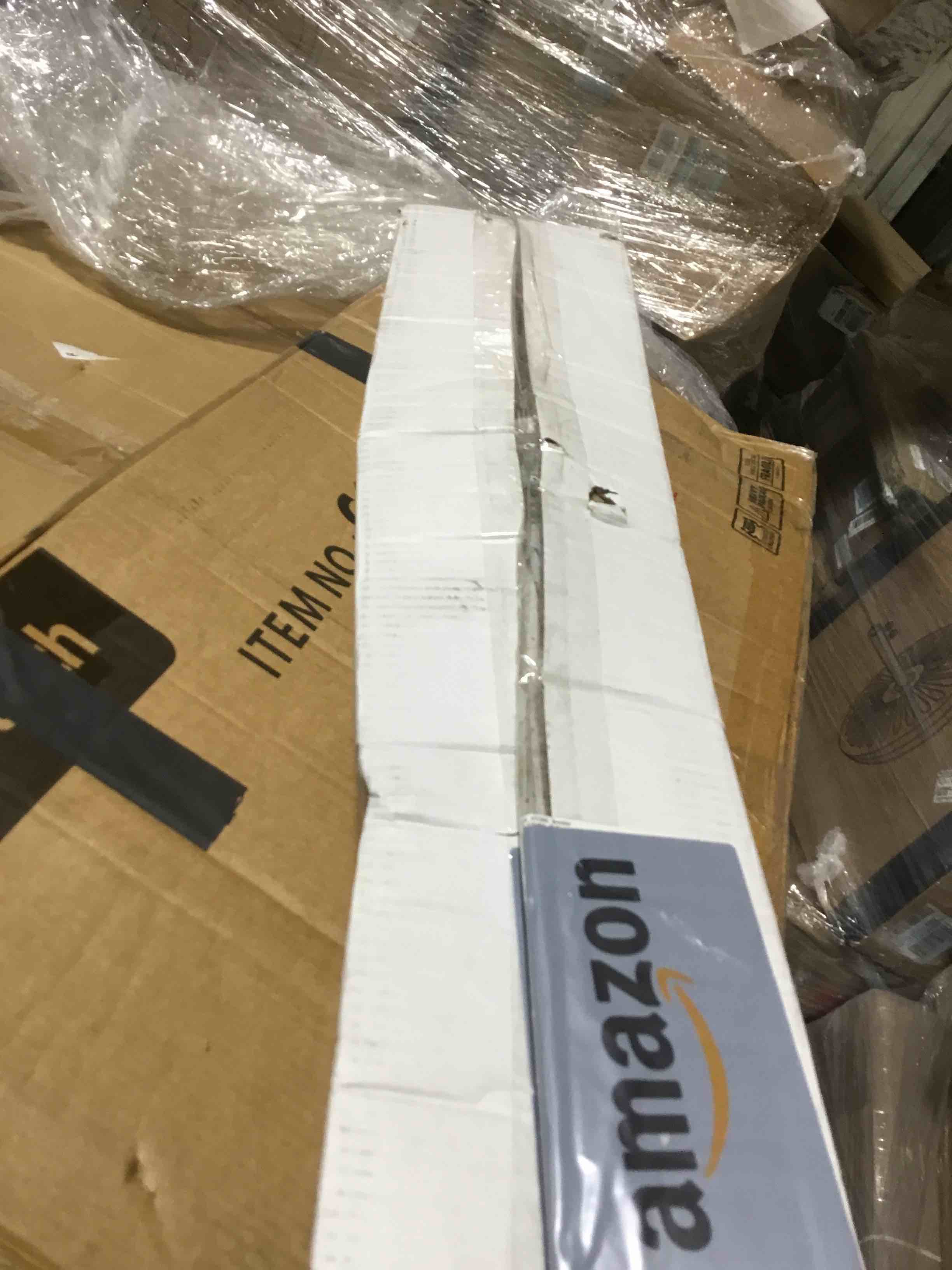https://s3.amazonaws.com/lotting-images-prod/bidfta/RED6629161_1723748963045.jpeg