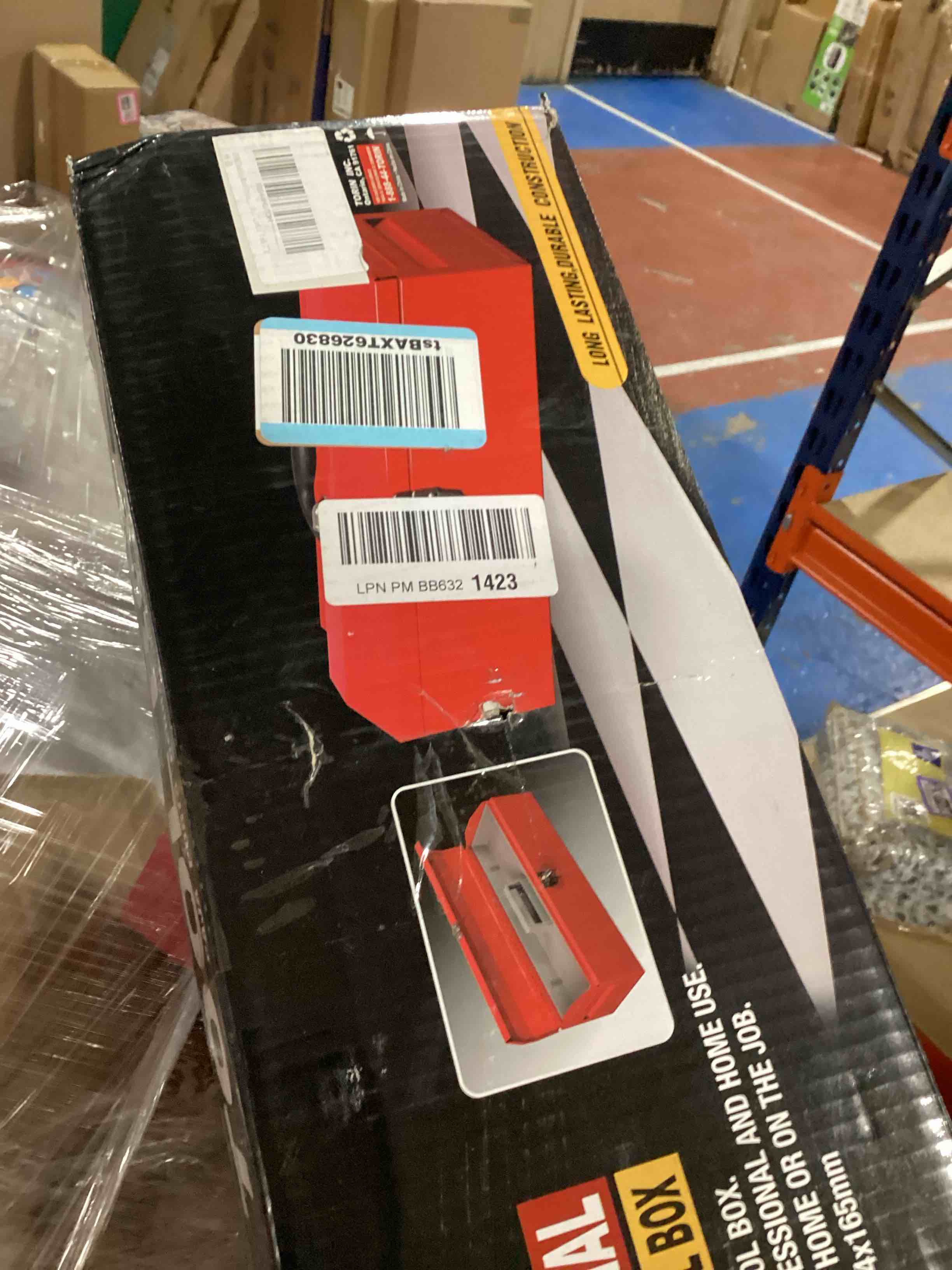 https://s3.amazonaws.com/lotting-images-prod/bidfta/RED6630109_1732545425869.jpeg