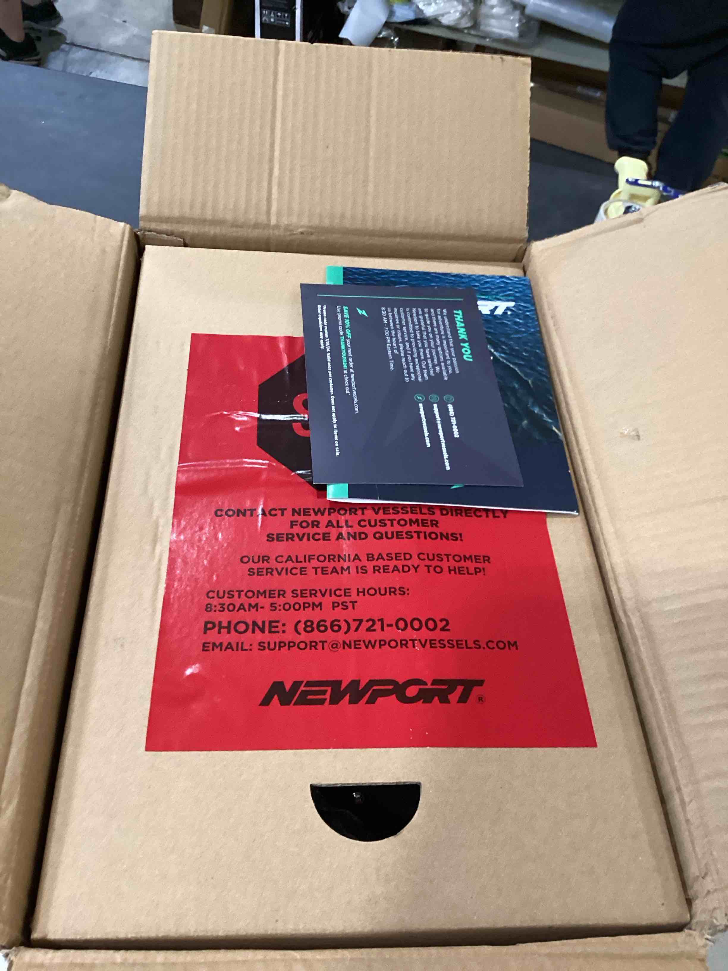 https://s3.amazonaws.com/lotting-images-prod/bidfta/RED6633095_1724958094049.jpeg