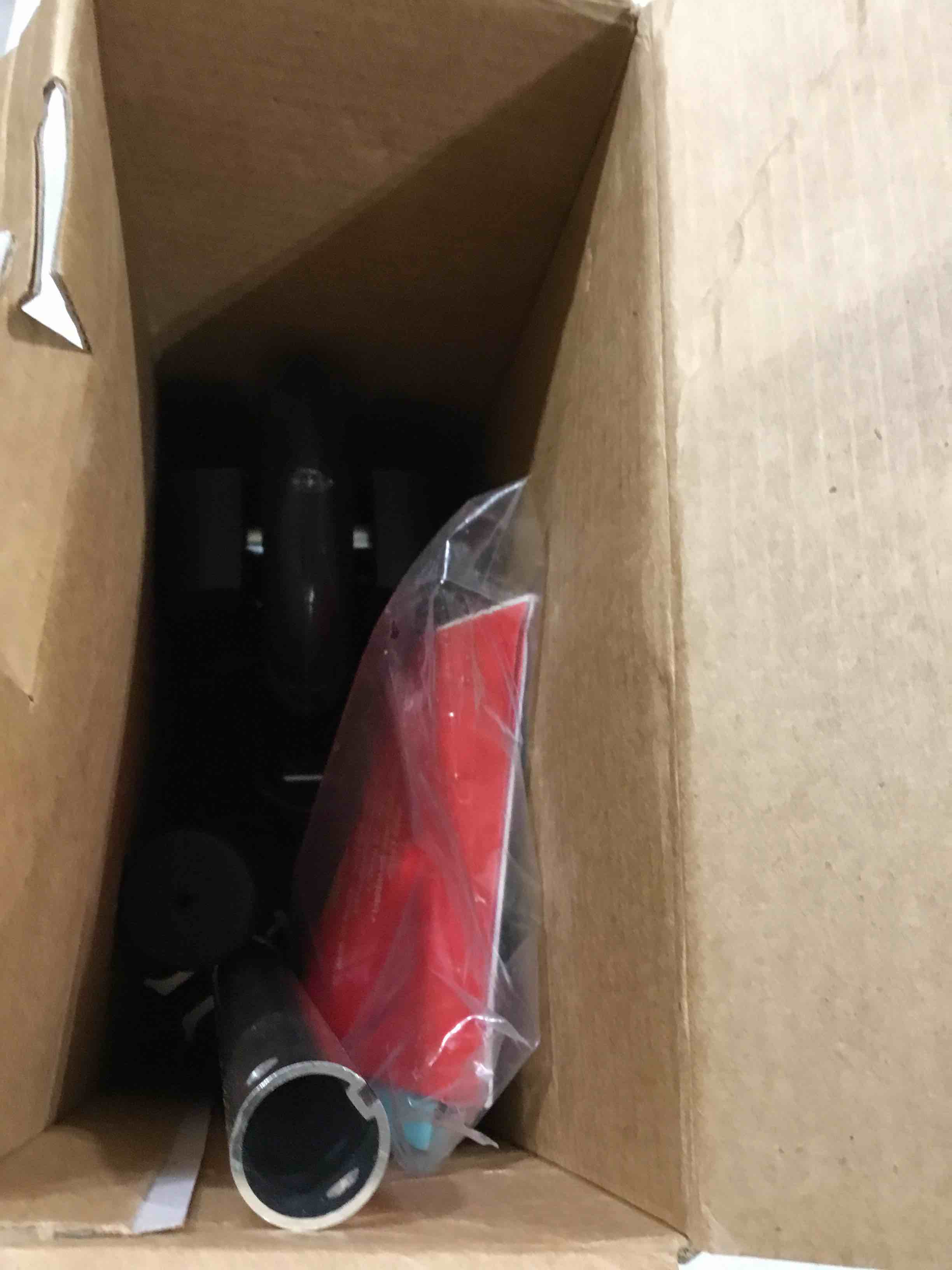 https://s3.amazonaws.com/lotting-images-prod/bidfta/RED6634380_1725541478192.jpeg