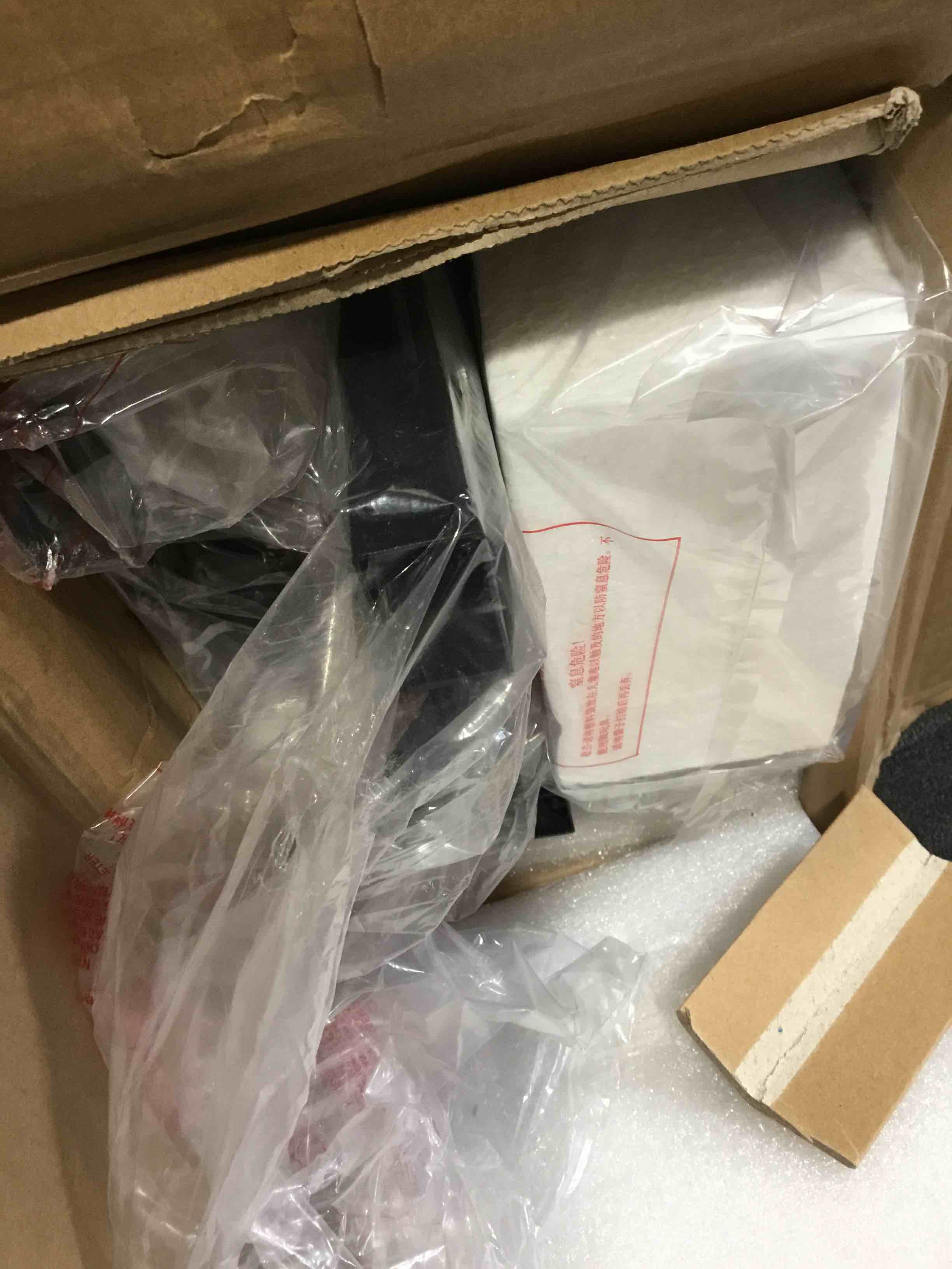 https://s3.amazonaws.com/lotting-images-prod/bidfta/RED6634640_1726151013533.jpeg