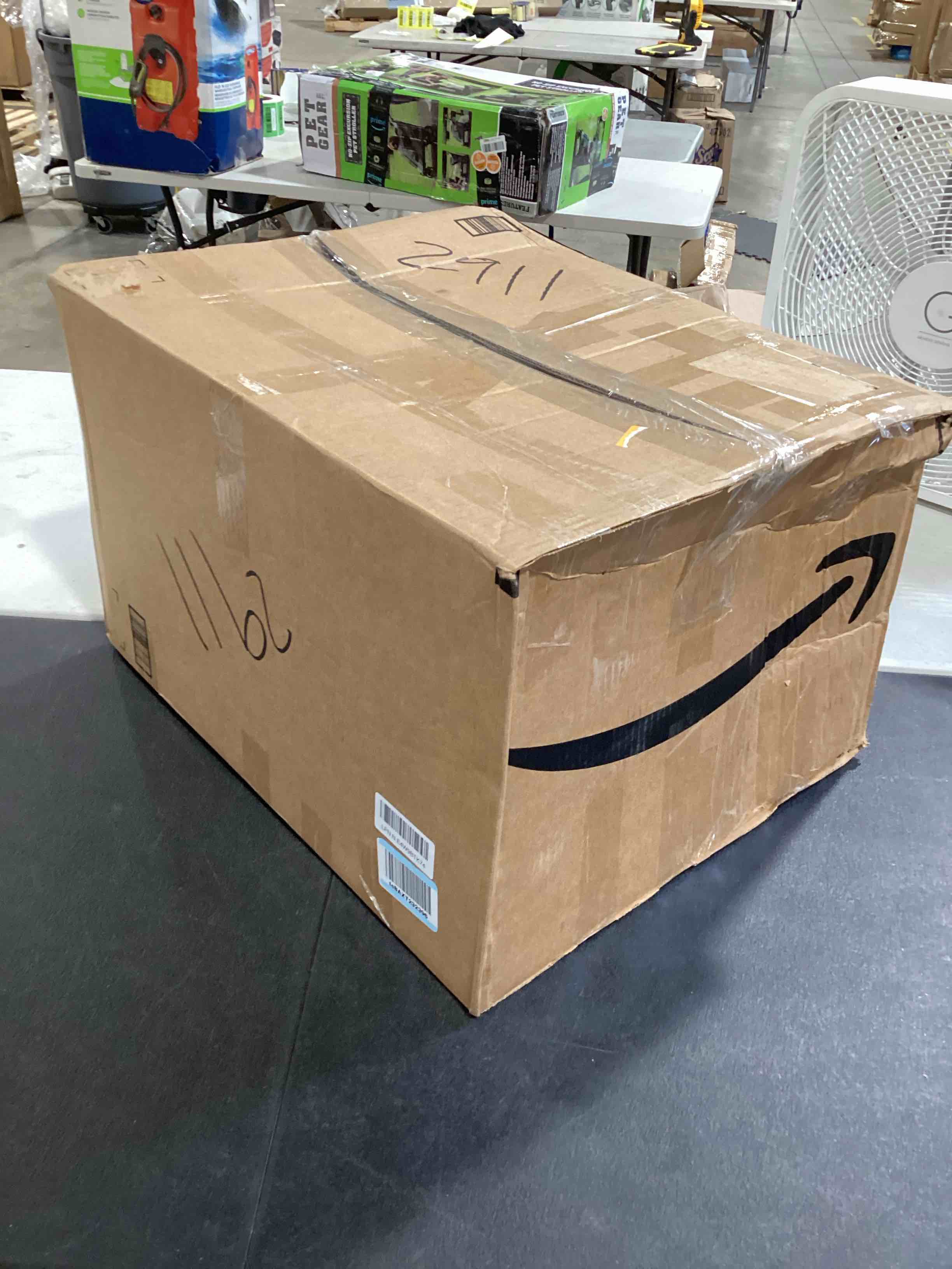 https://s3.amazonaws.com/lotting-images-prod/bidfta/RED6635187_1722277533535.jpeg