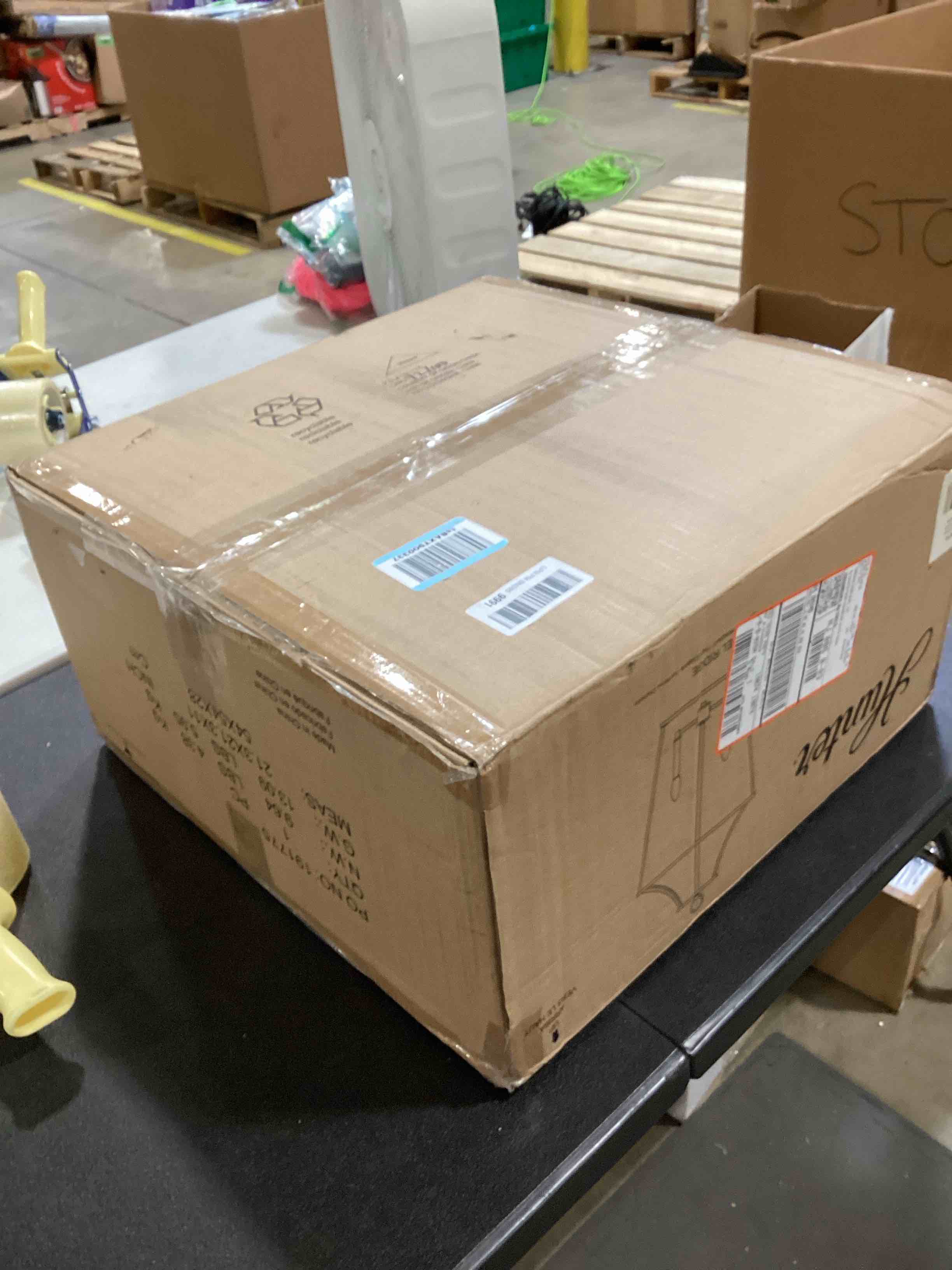 https://s3.amazonaws.com/lotting-images-prod/bidfta/RED6635404_1722437482778.jpeg