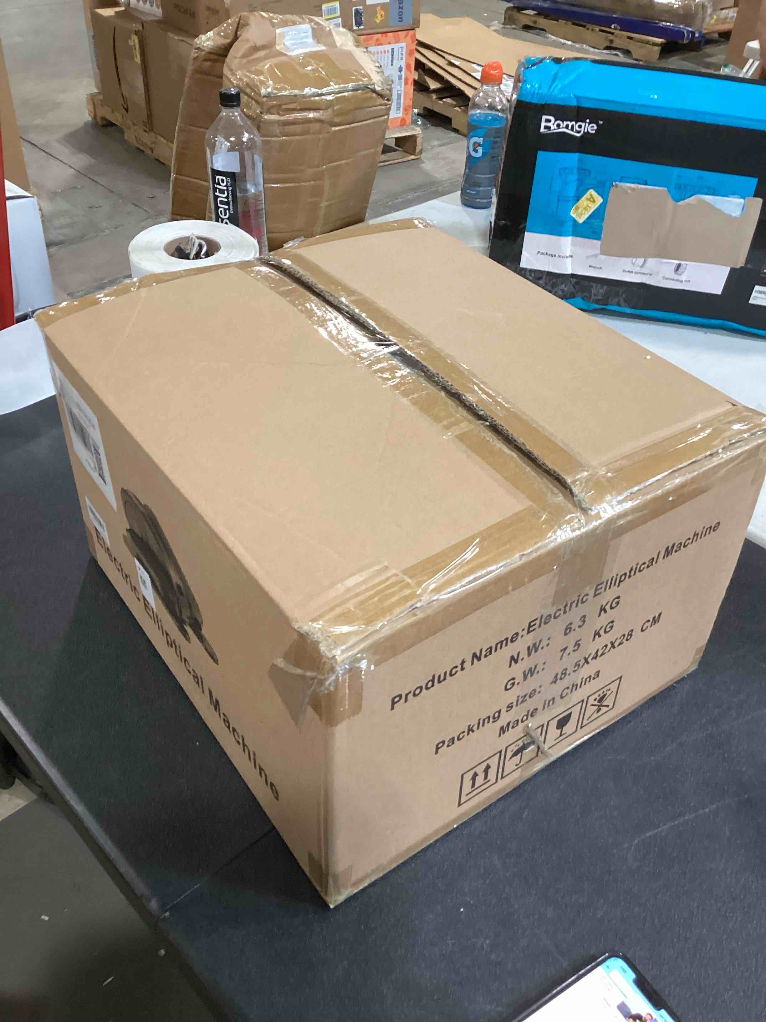 https://s3.amazonaws.com/lotting-images-prod/bidfta/RED6635443_1722445344138.jpeg