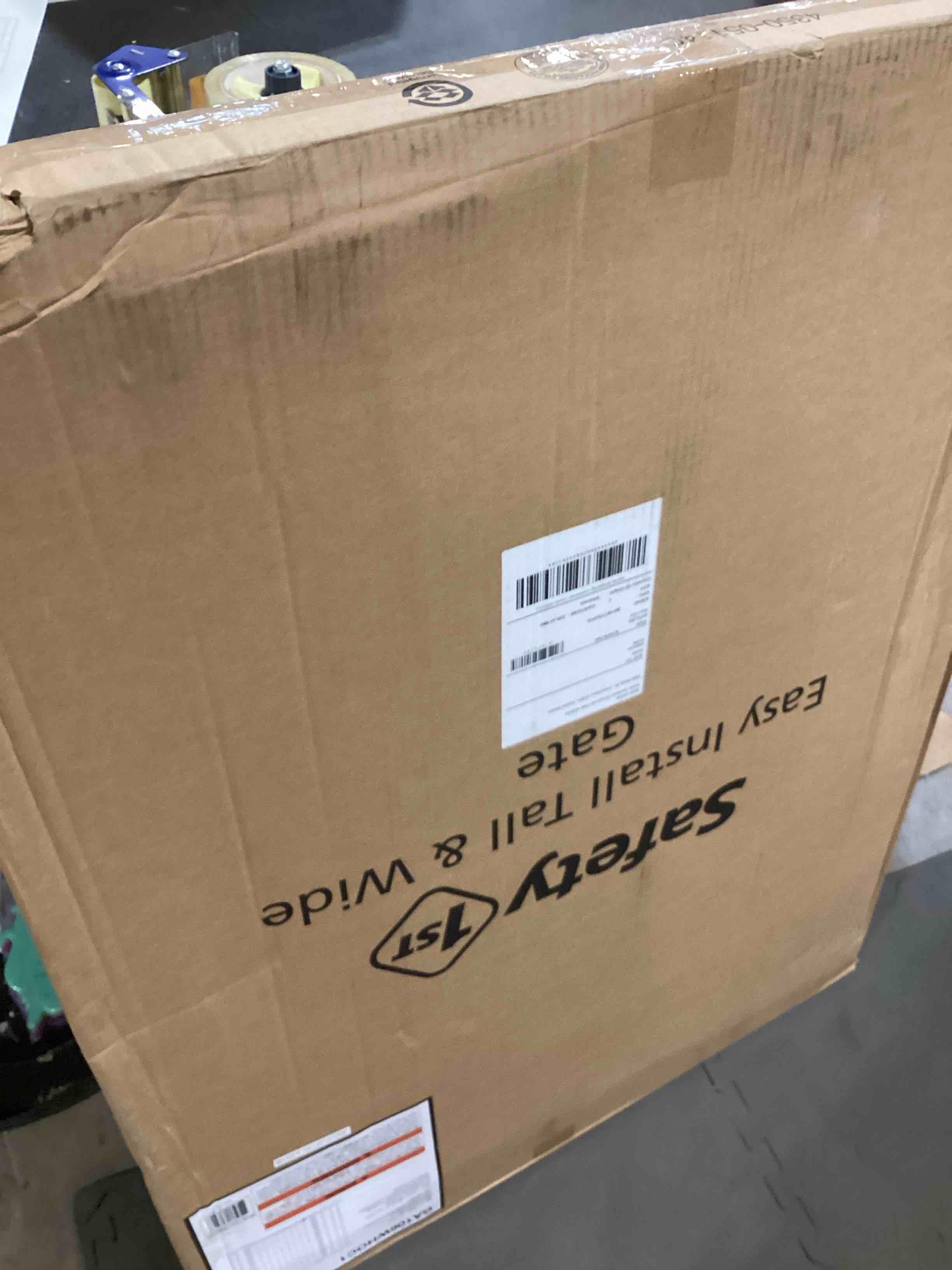 https://s3.amazonaws.com/lotting-images-prod/bidfta/RED6636278_1723212003346.jpeg