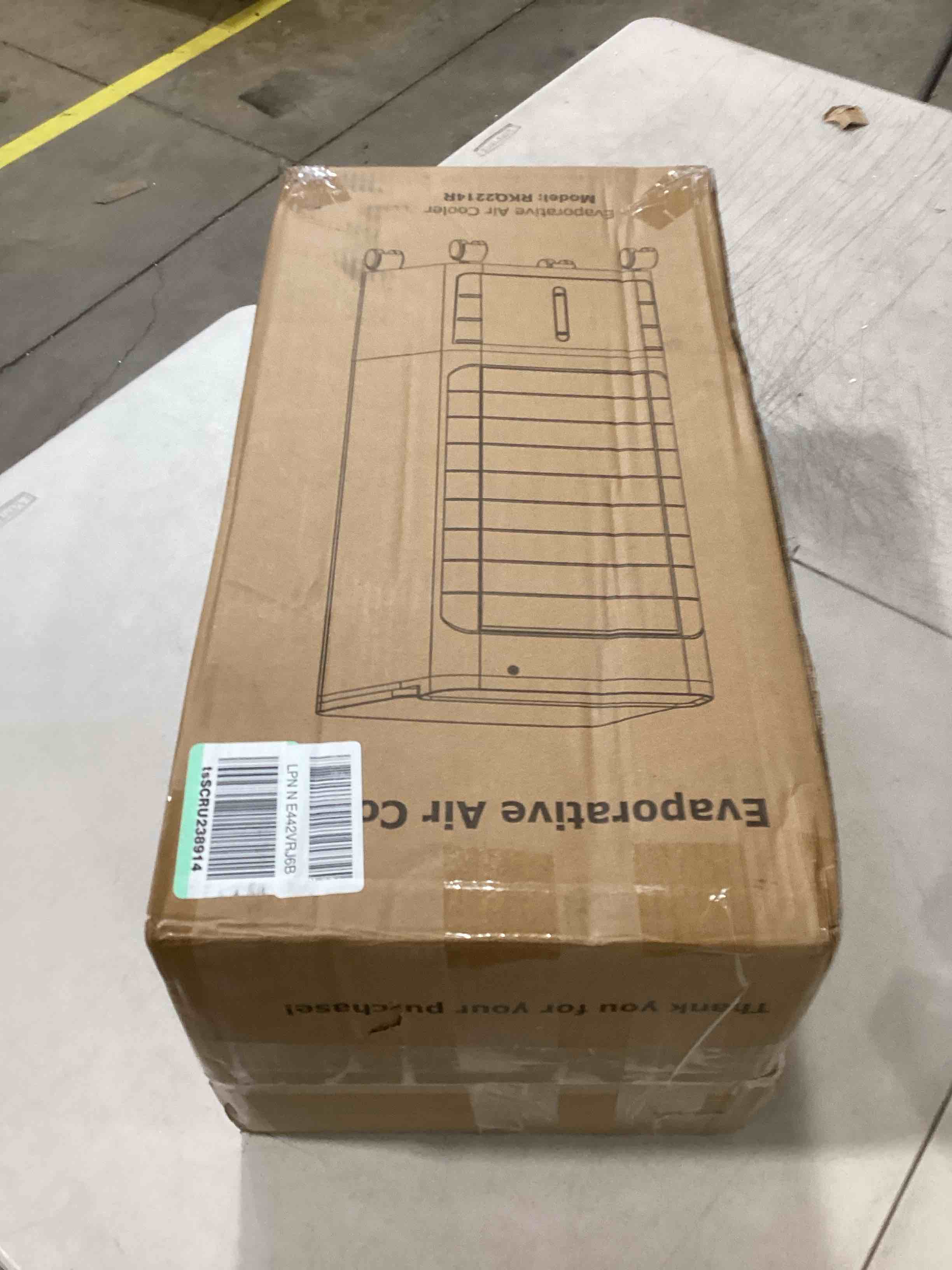 https://s3.amazonaws.com/lotting-images-prod/bidfta/RED6637892_1723642122618.jpeg