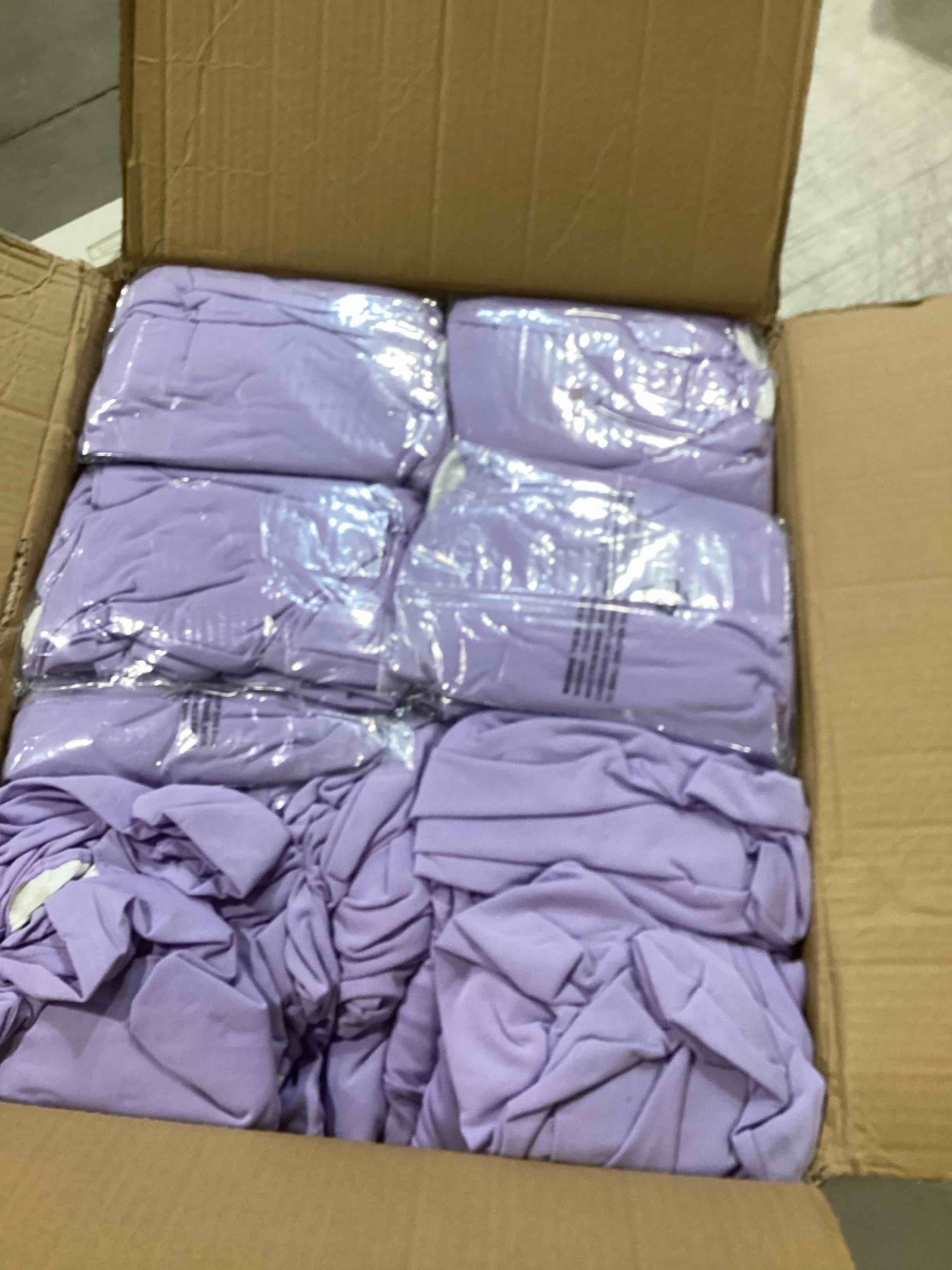 https://s3.amazonaws.com/lotting-images-prod/bidfta/RED6637922_1723646611828.jpeg