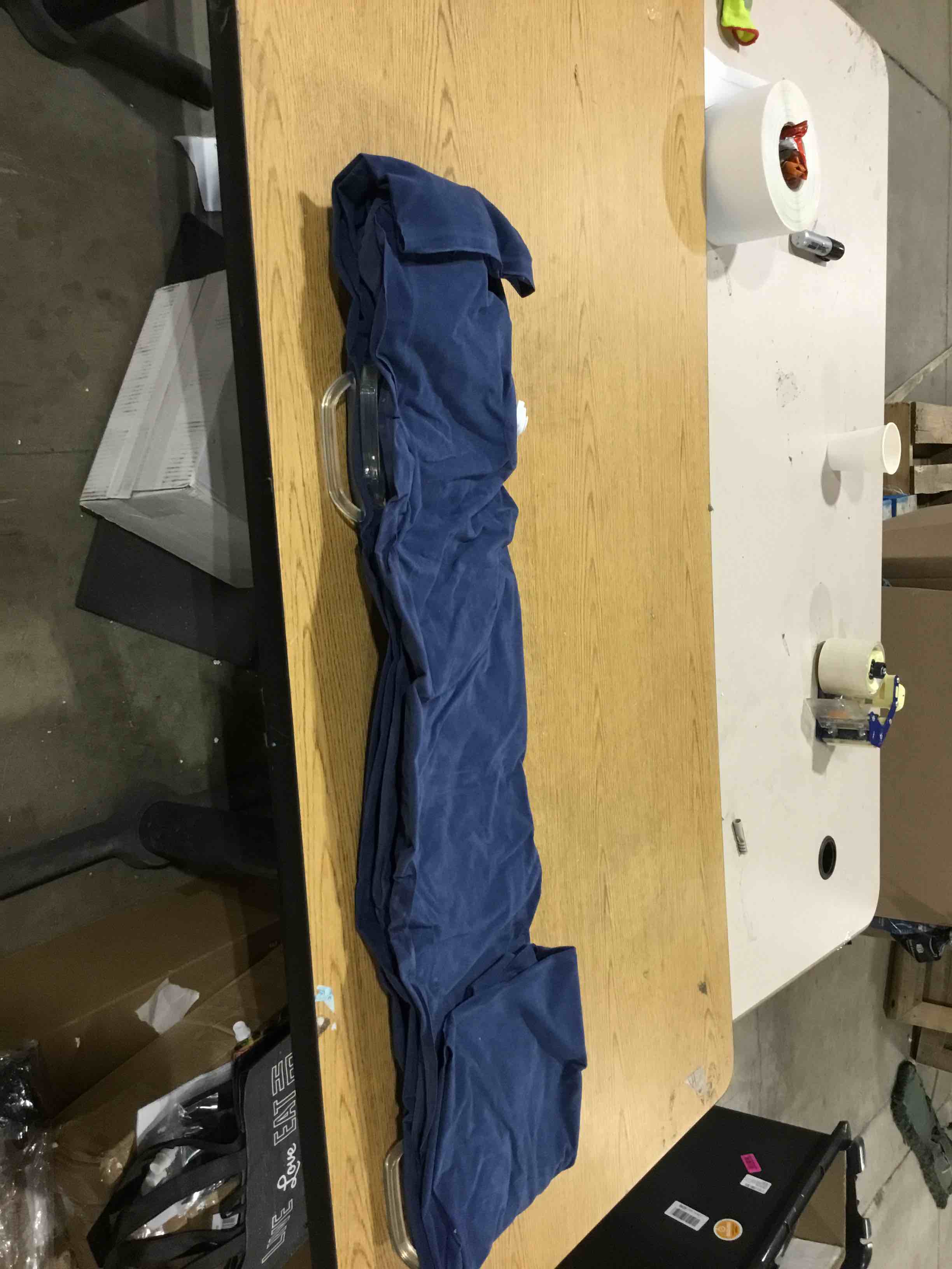https://s3.amazonaws.com/lotting-images-prod/bidfta/RED6638332_1722252241508.jpeg