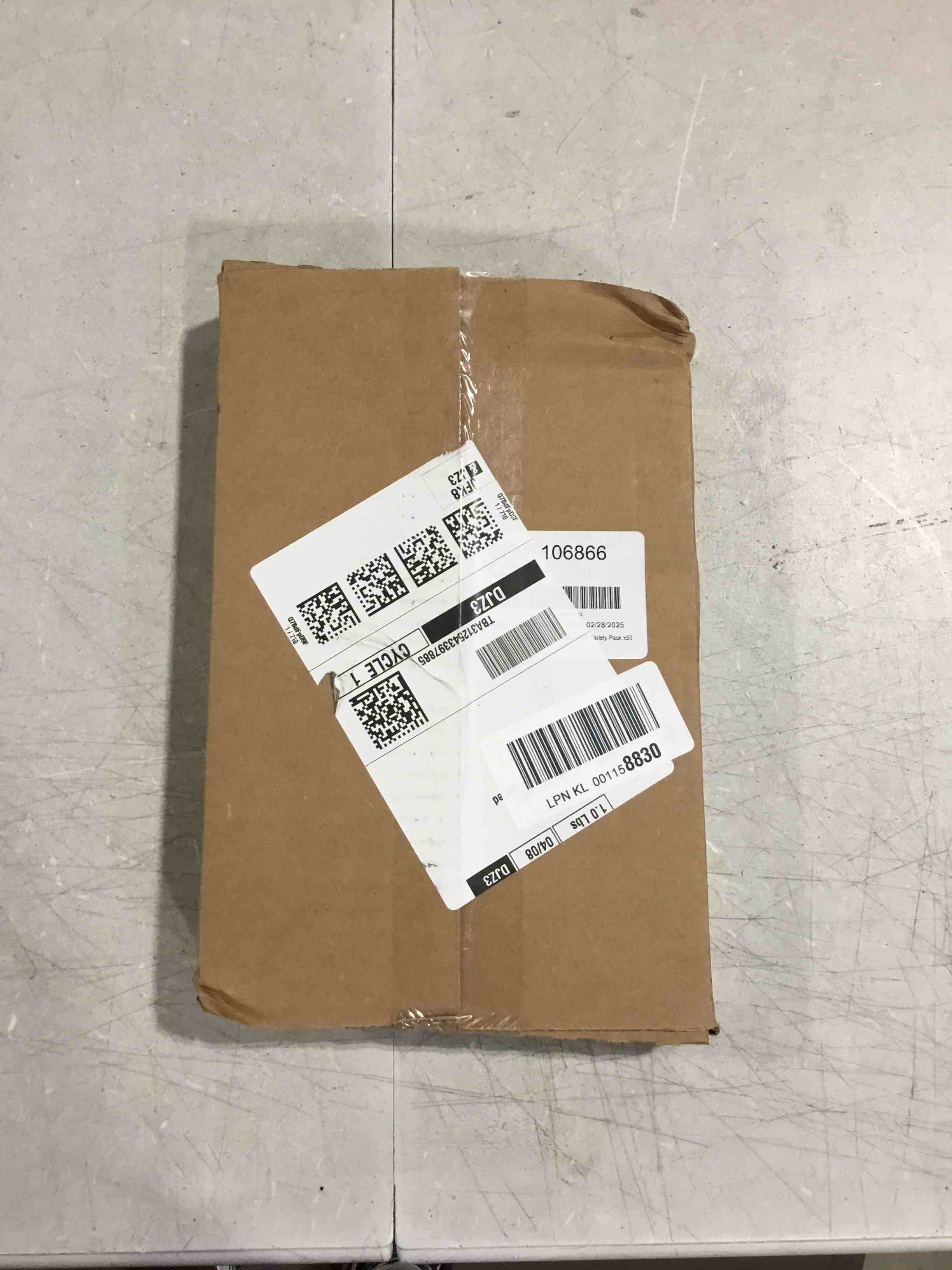 https://s3.amazonaws.com/lotting-images-prod/bidfta/RED6638345_1722258725771.jpeg