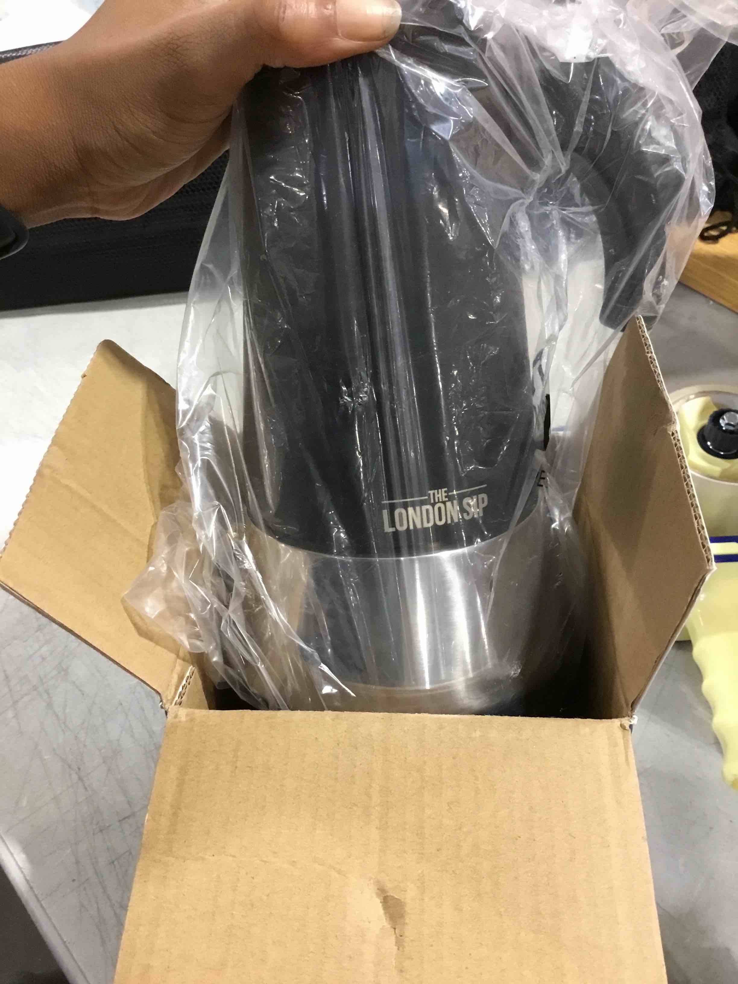 https://s3.amazonaws.com/lotting-images-prod/bidfta/RED6638440_1722362383776.jpeg
