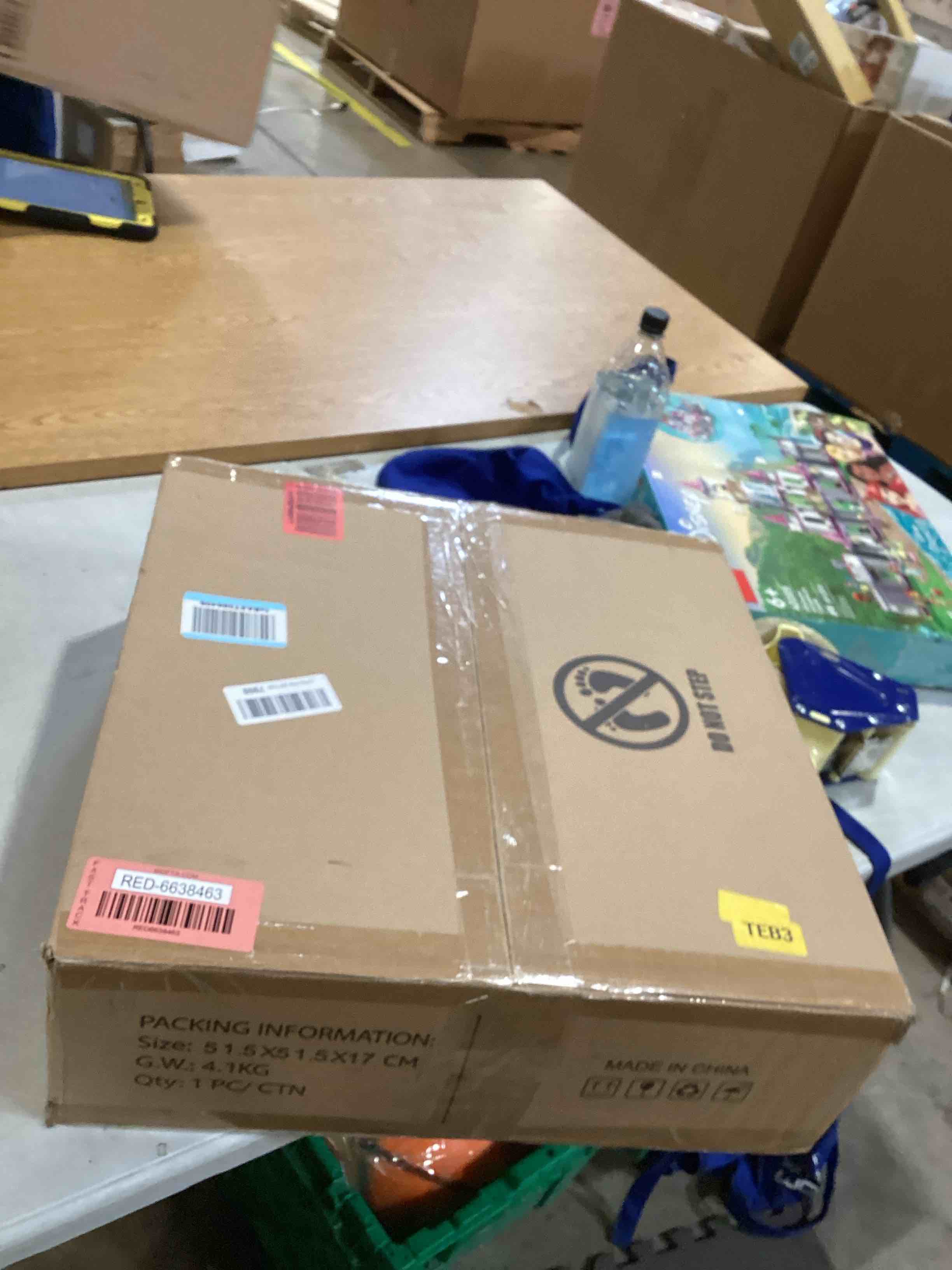 https://s3.amazonaws.com/lotting-images-prod/bidfta/RED6638463_1722448797016.jpeg
