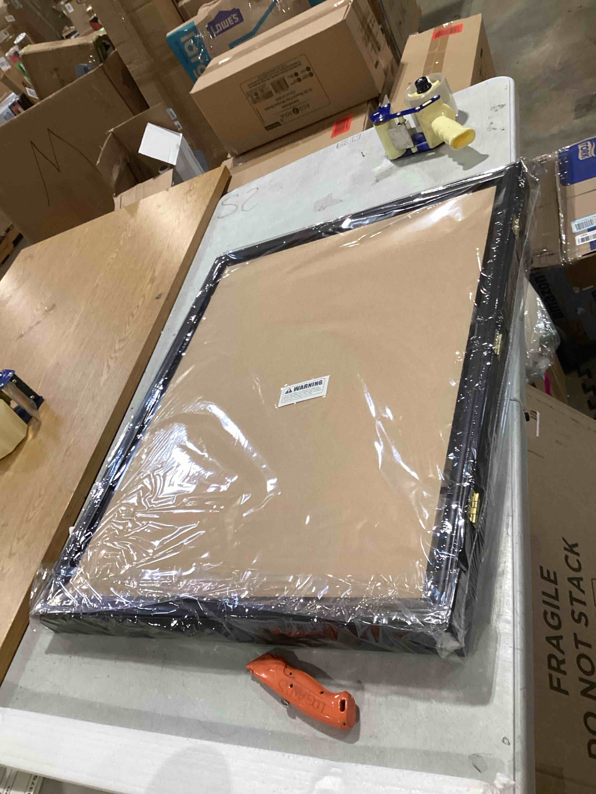 https://s3.amazonaws.com/lotting-images-prod/bidfta/RED6639372_1723210834455.jpeg
