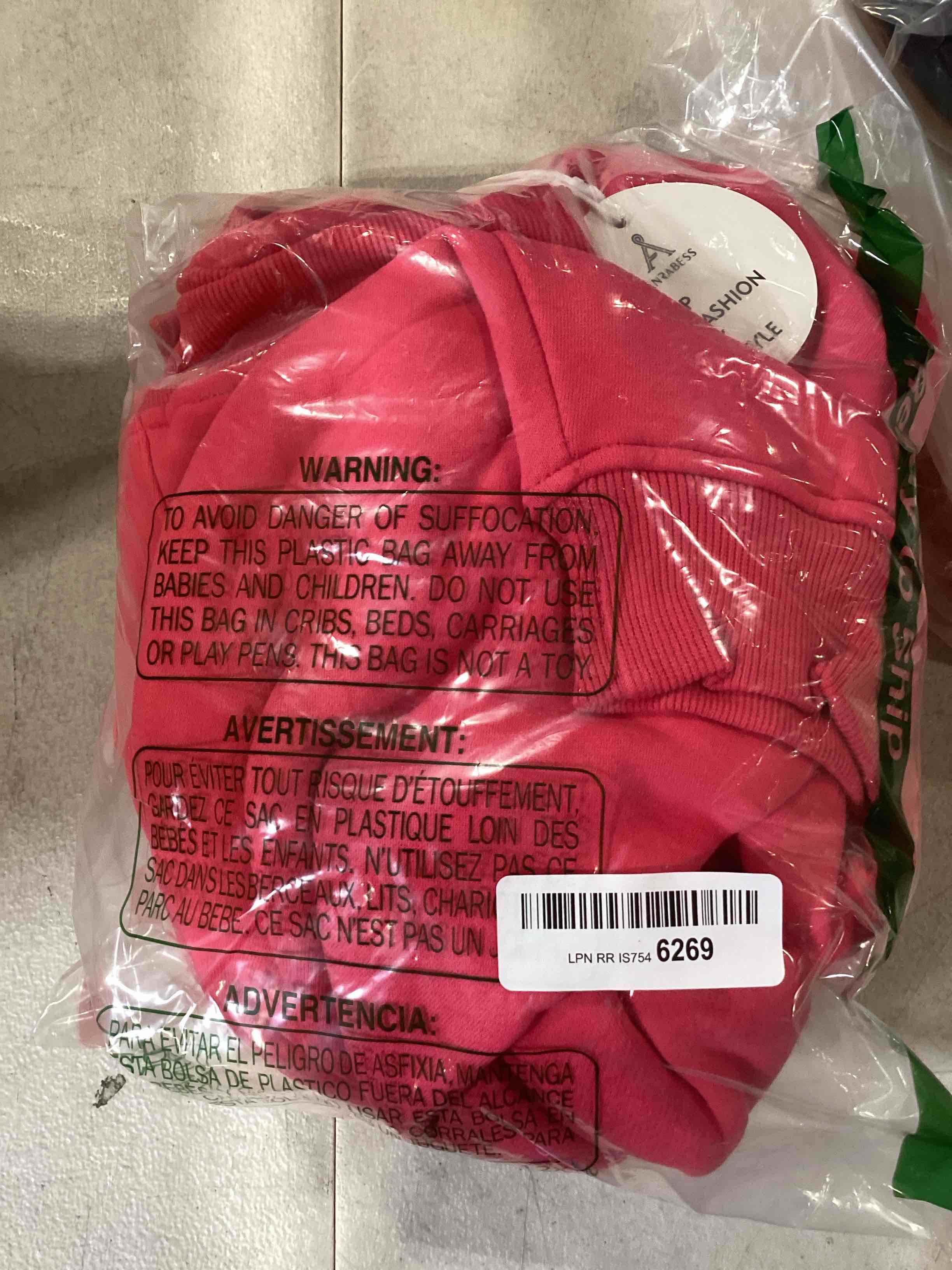 https://s3.amazonaws.com/lotting-images-prod/bidfta/RED6641898_1726507409169.jpeg