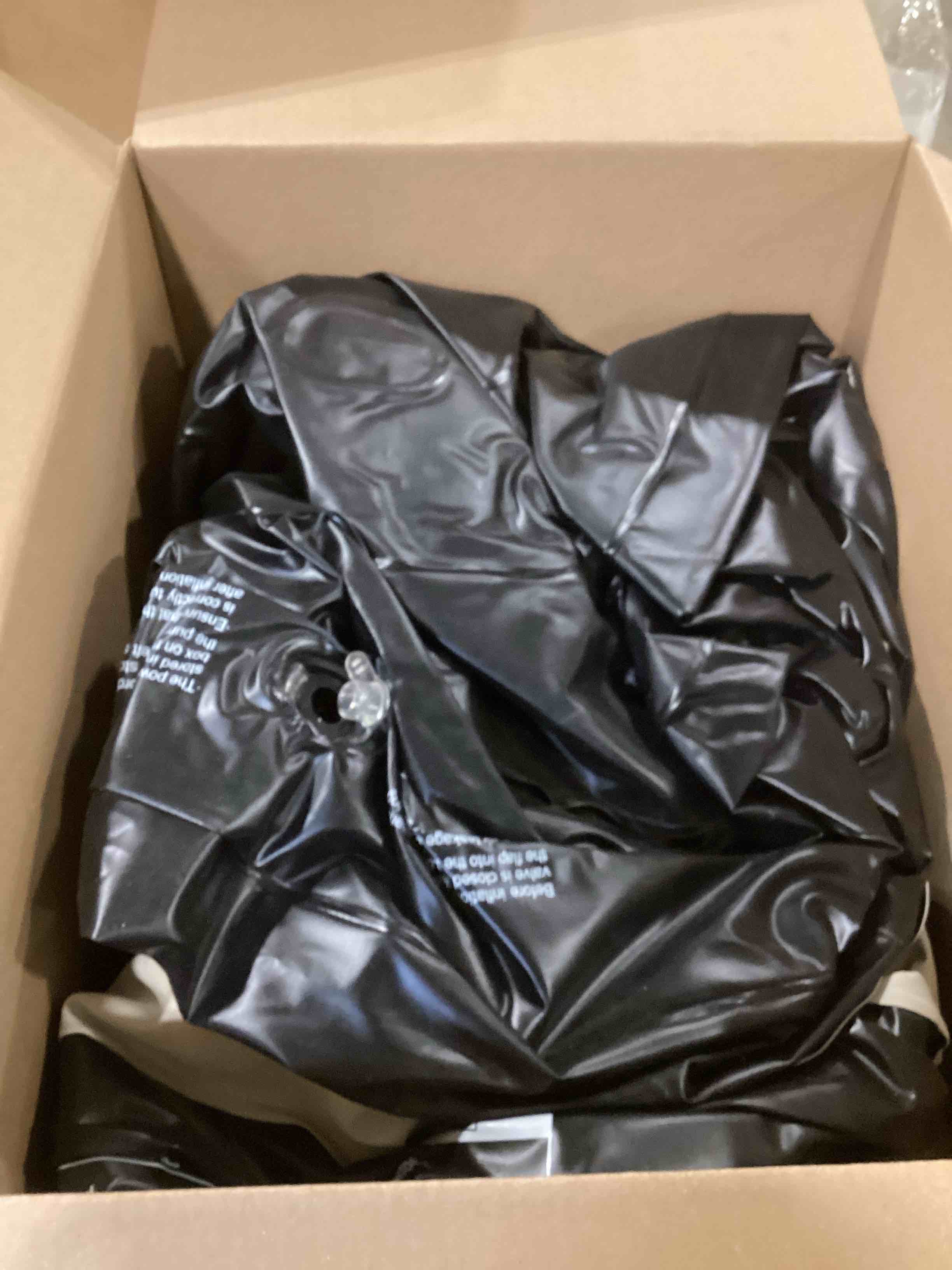 https://s3.amazonaws.com/lotting-images-prod/bidfta/RED6642024_1726603569842.jpeg
