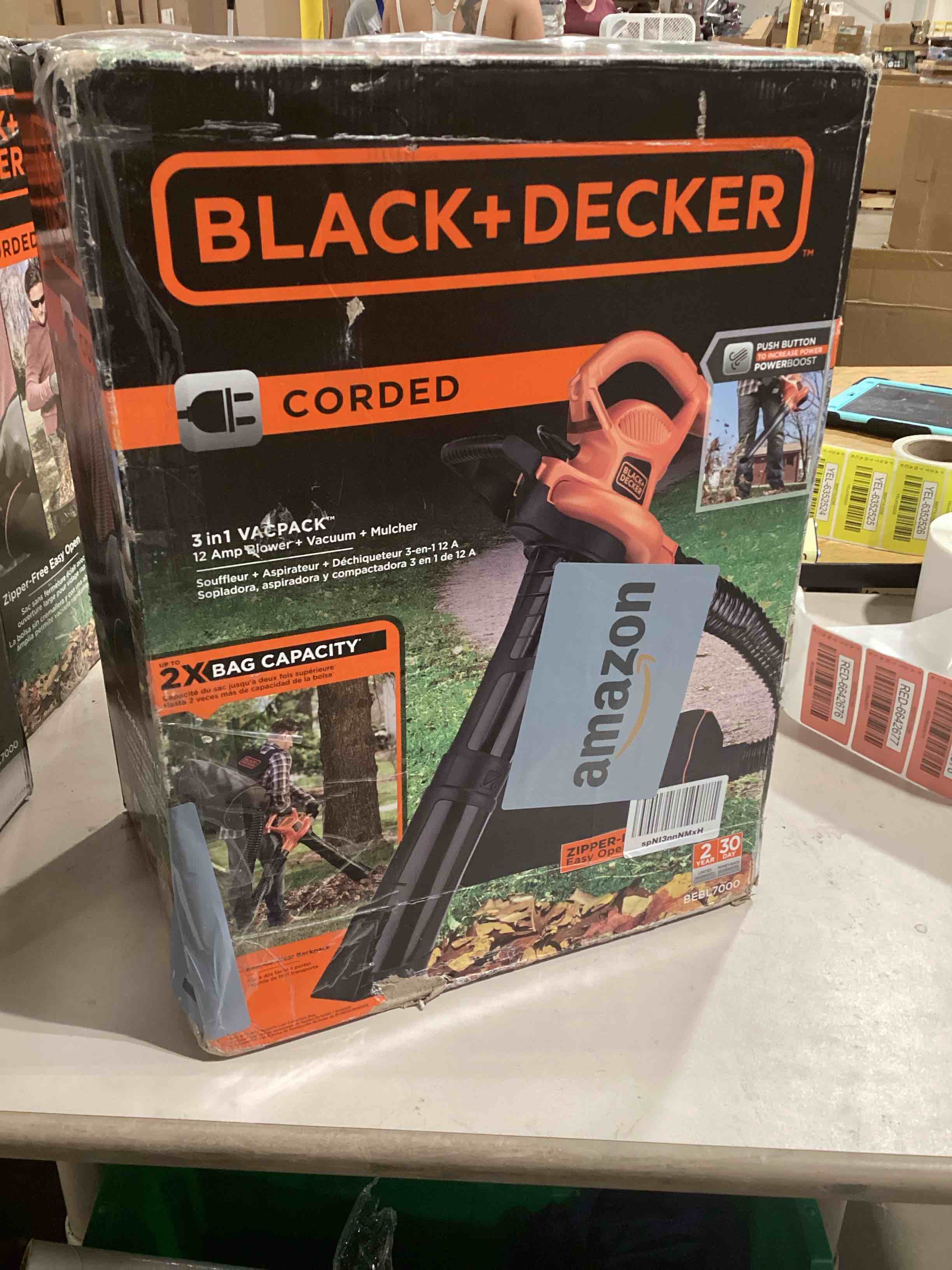 BLACK+DECKER 3-In-1 Electric Leaf Blower Leaf Vacuum Mulcher (BEBL7000)