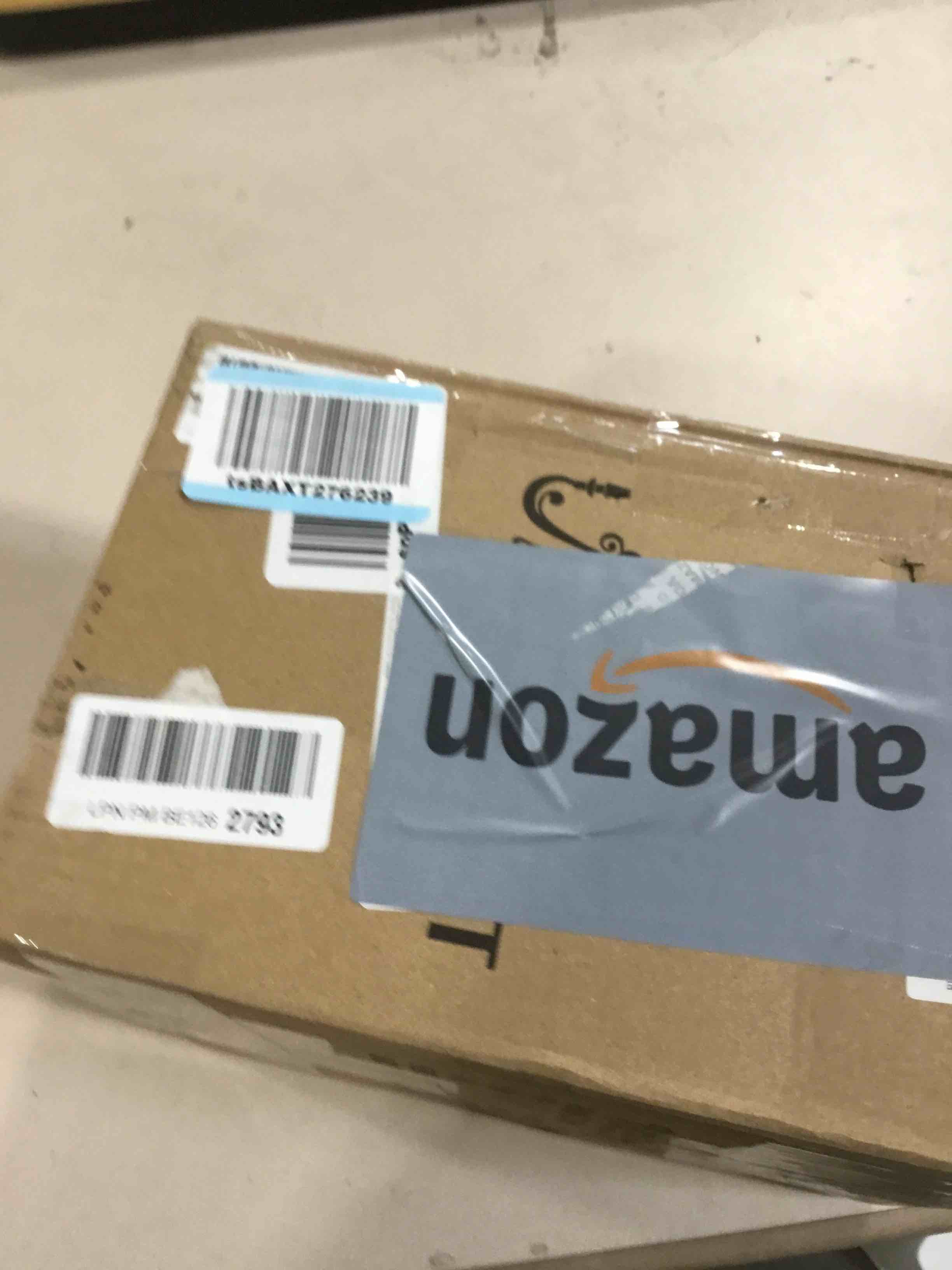 https://s3.amazonaws.com/lotting-images-prod/bidfta/RED6643079_1730304900661.jpeg