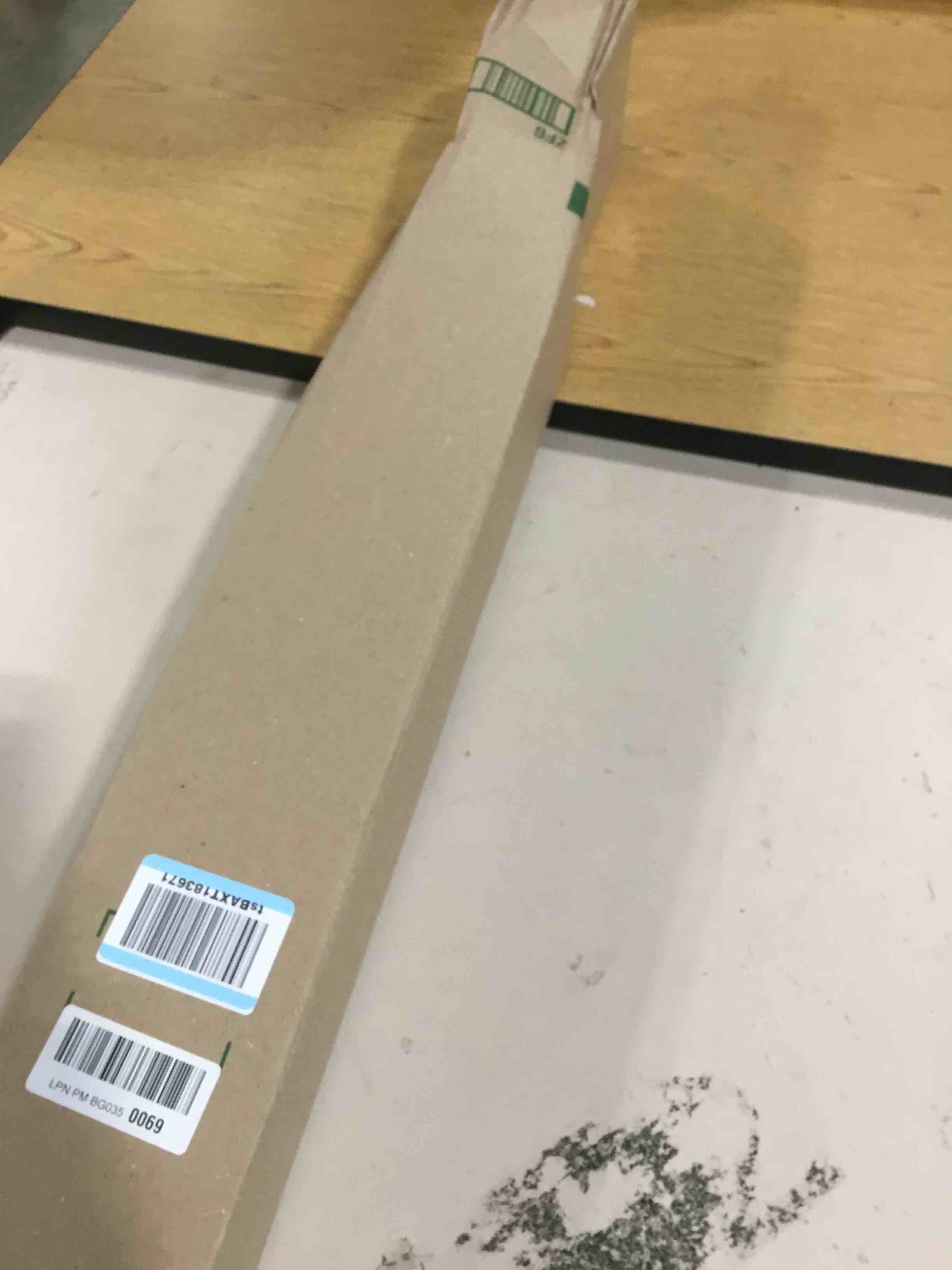 https://s3.amazonaws.com/lotting-images-prod/bidfta/RED6643252_1730732142852.jpeg