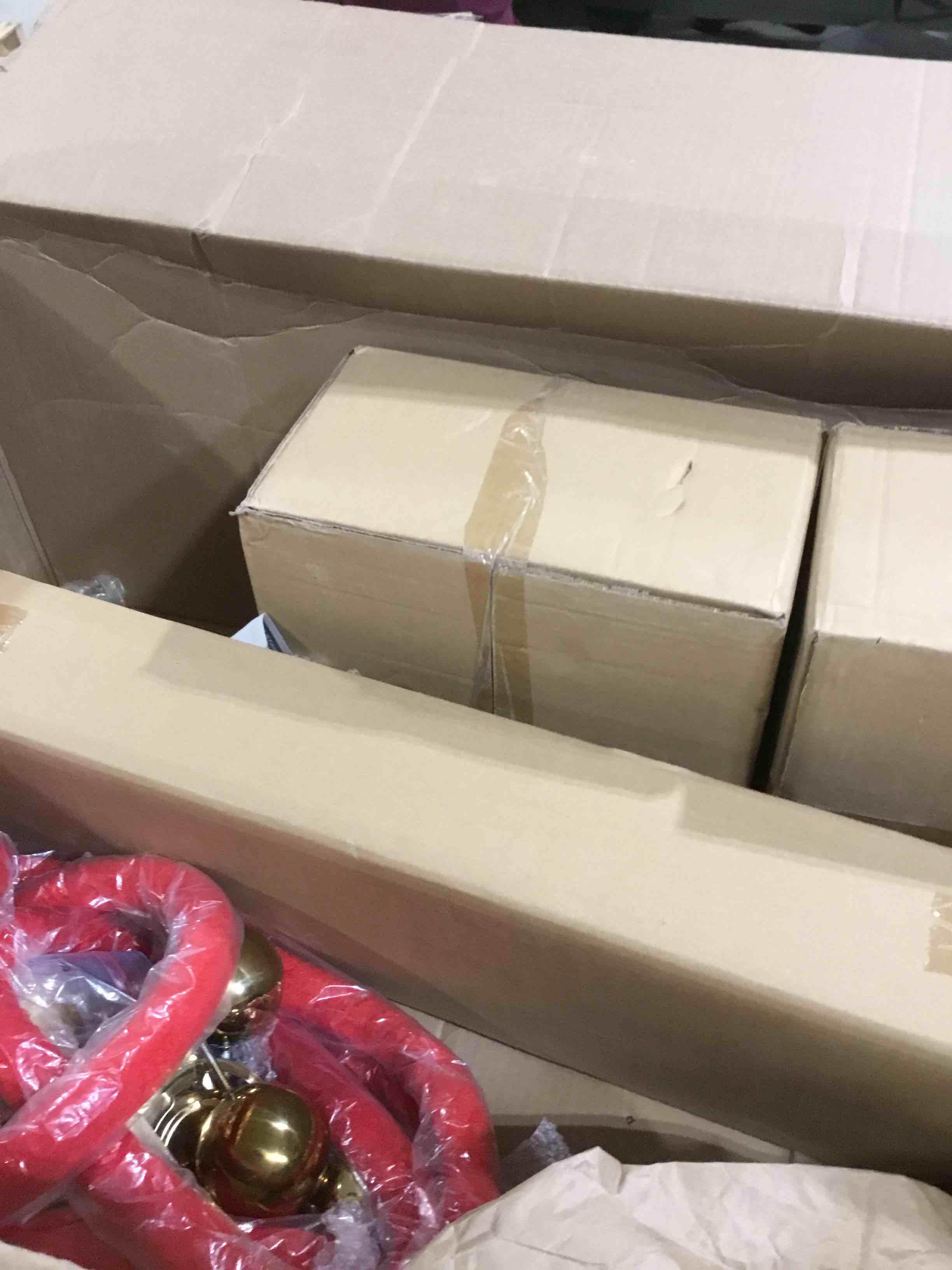 https://s3.amazonaws.com/lotting-images-prod/bidfta/RED6643254_1730734632330.jpeg