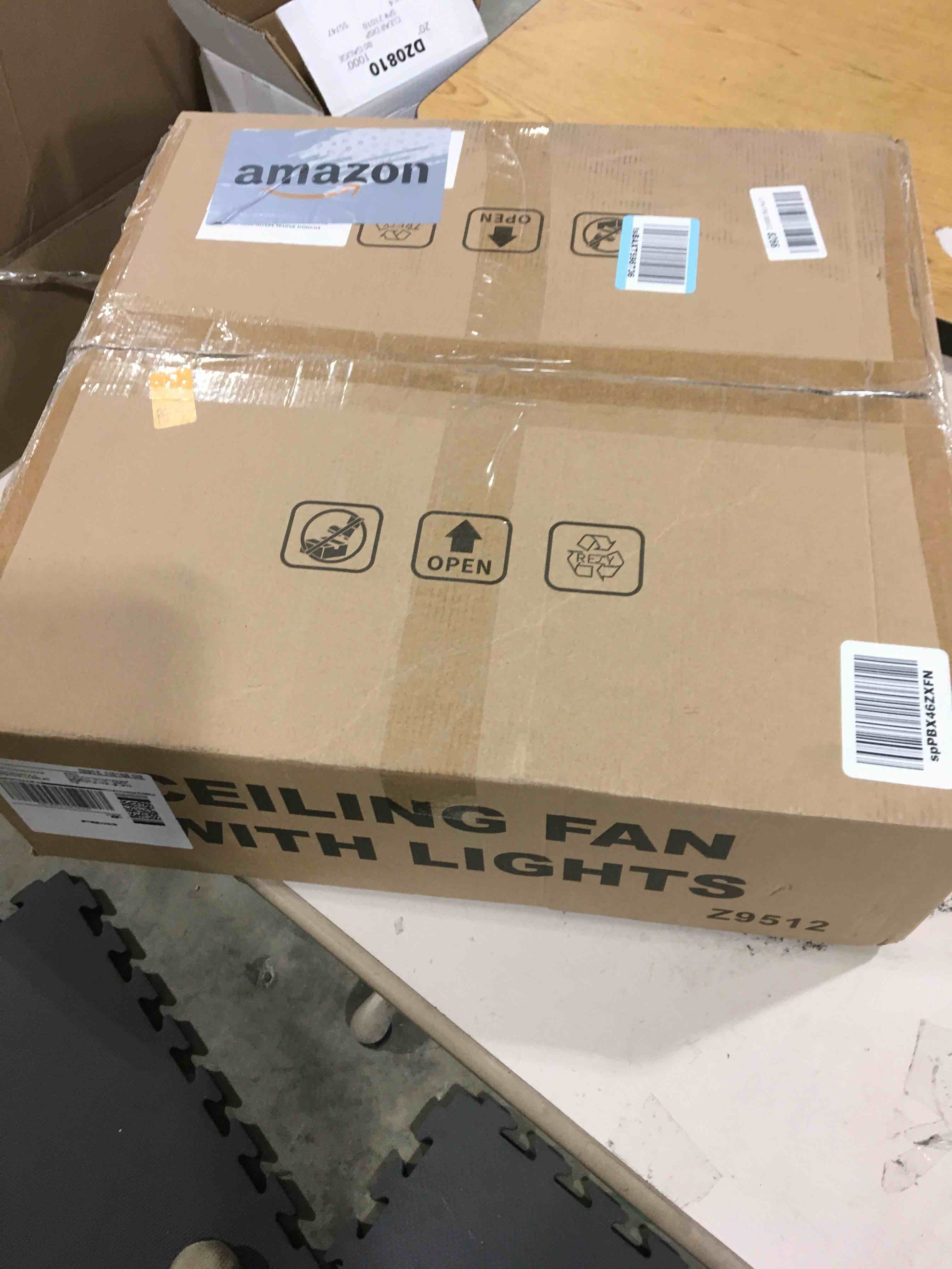 https://s3.amazonaws.com/lotting-images-prod/bidfta/RED6643453_1731330892564.jpeg