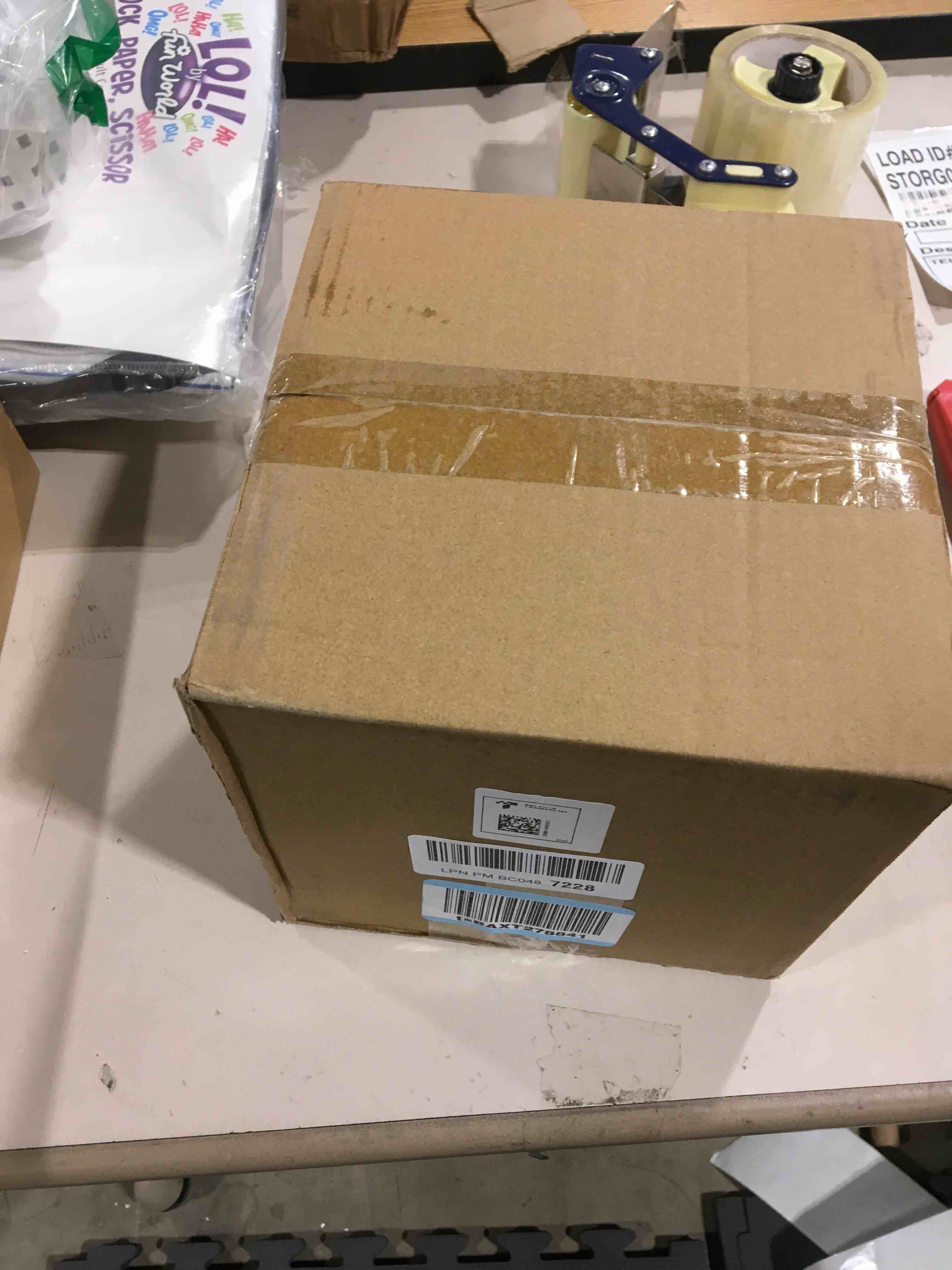 https://s3.amazonaws.com/lotting-images-prod/bidfta/RED6643711_1731939516561.jpeg